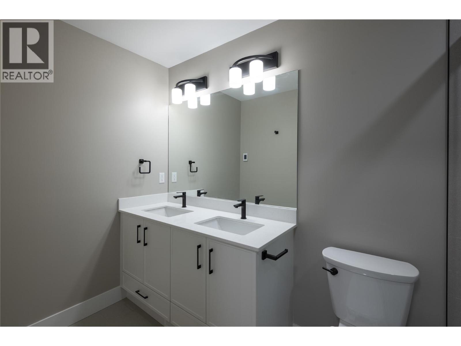 161 CHESTNUT Avenue, Kamloops