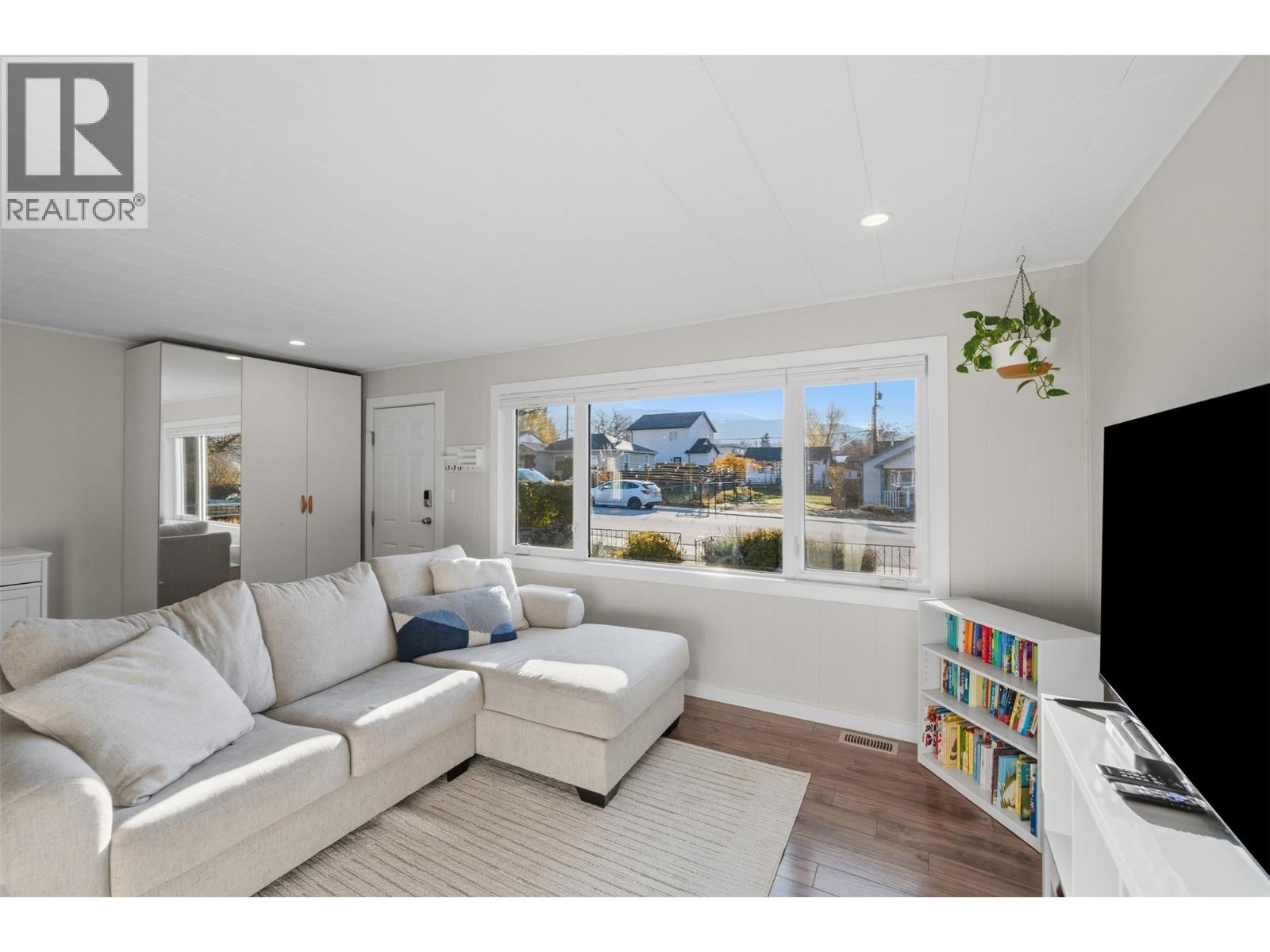 789 TORONTO Avenue, Penticton