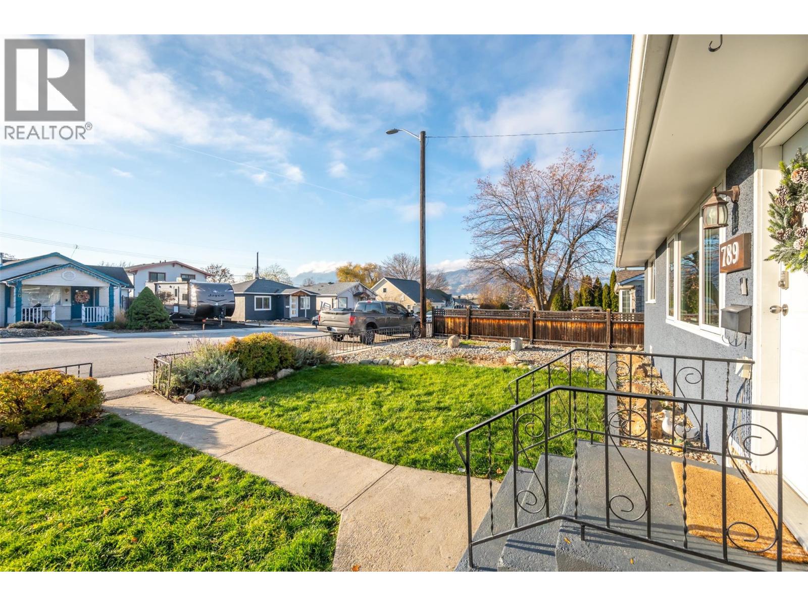 789 TORONTO Avenue, Penticton