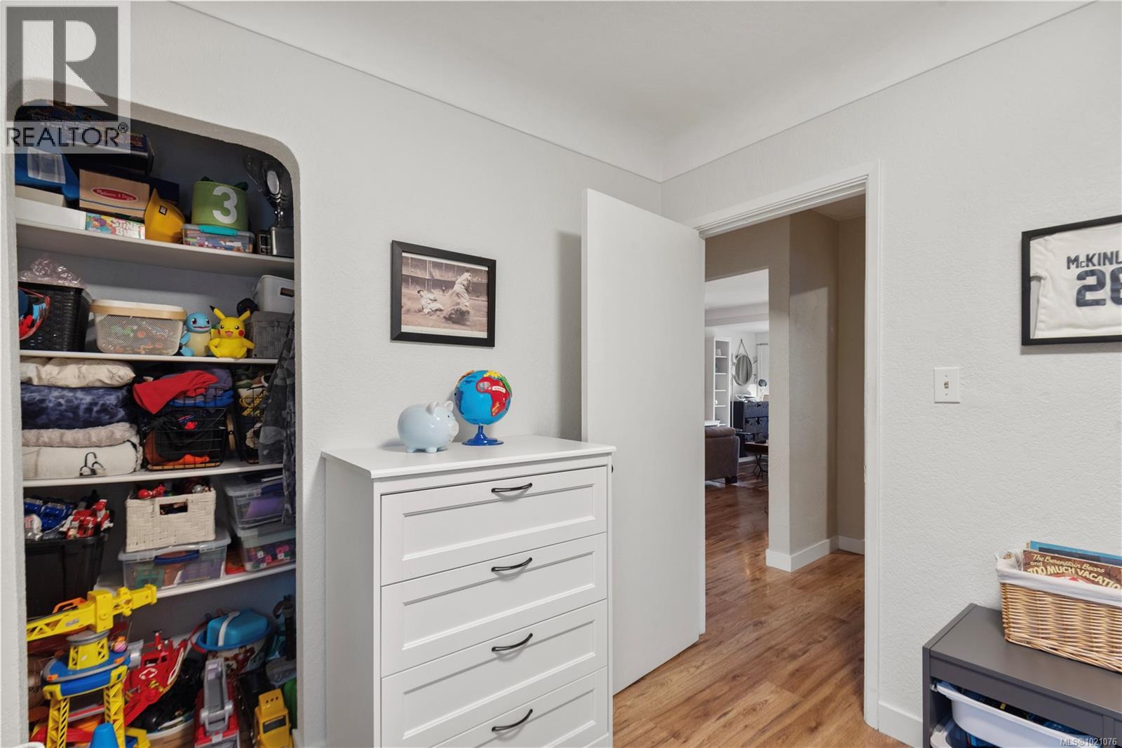 427 Davis Rd, Ladysmith