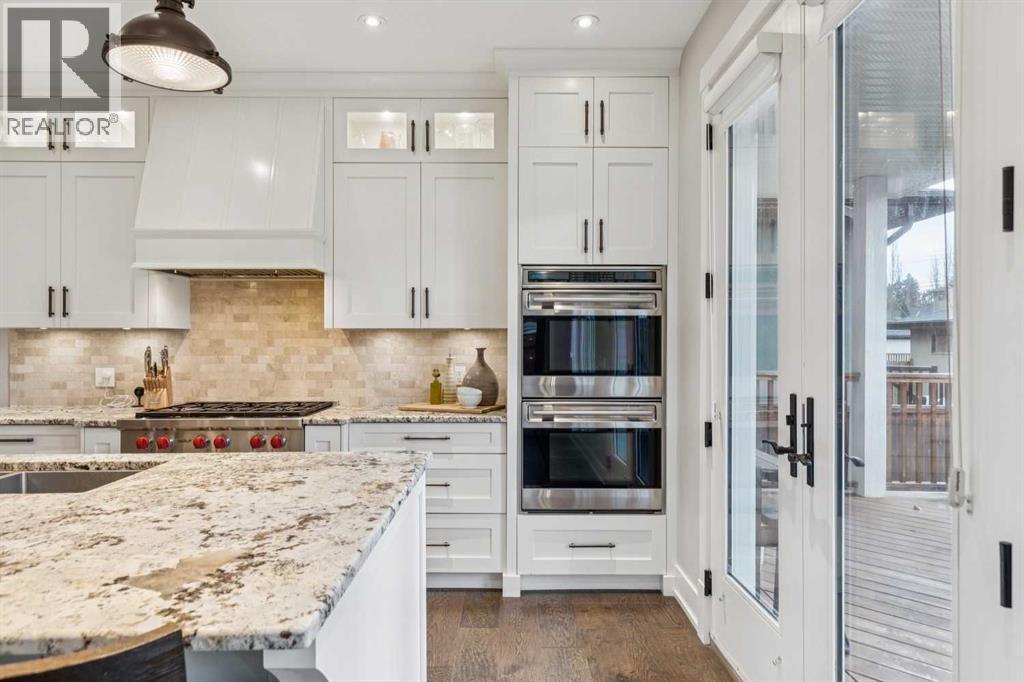 Single Family House for Sale in   Avenue SW Elboya Calgary 