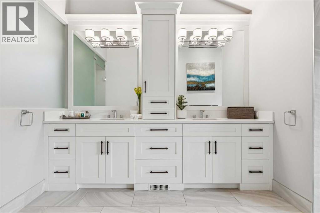 Single Family House for Sale in   Avenue SW Elboya Calgary 