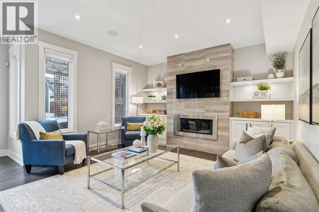 Single Family House for Sale in   Avenue SW Elboya Calgary 