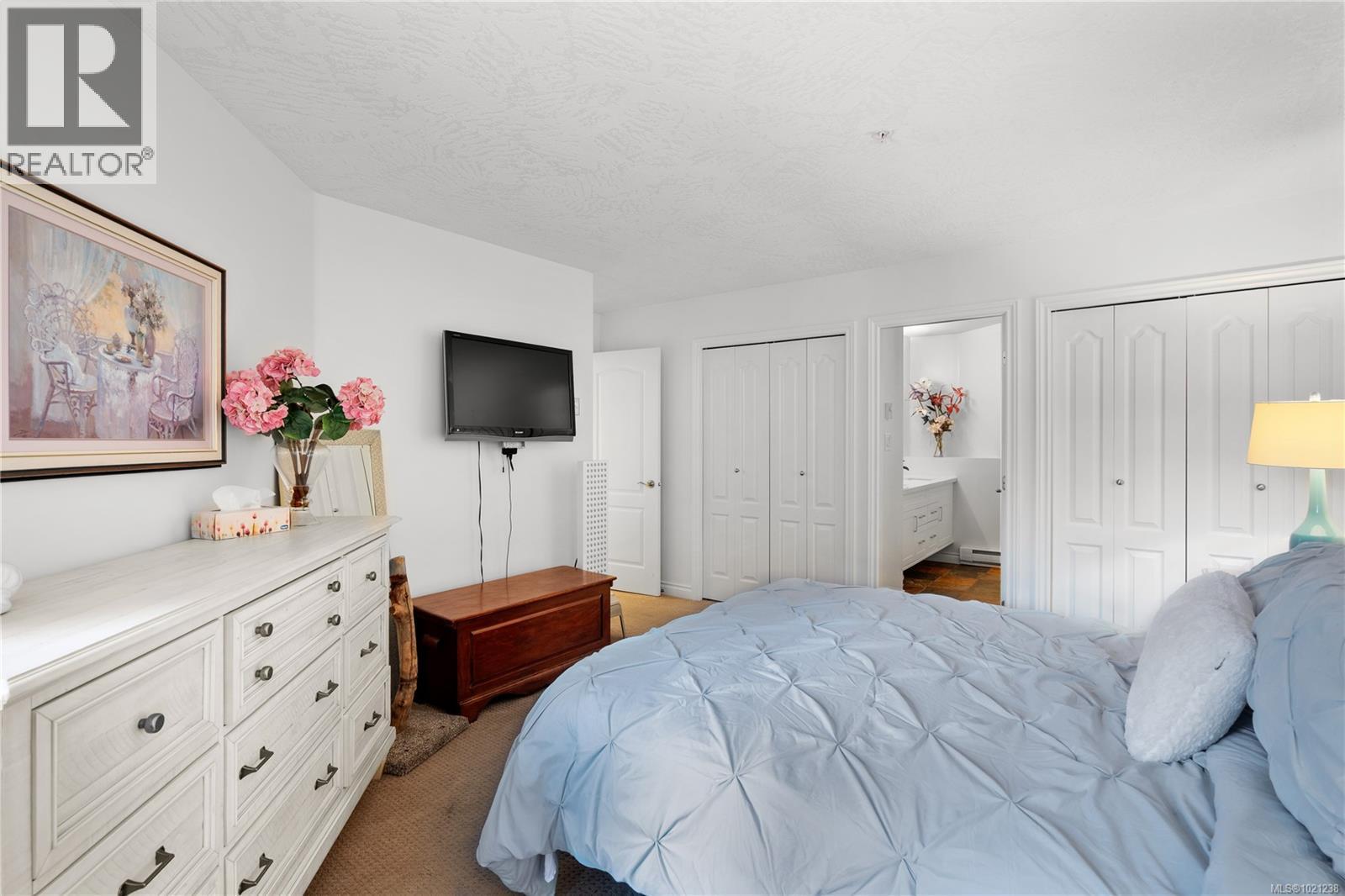 304 1 Buddy Road, View Royal