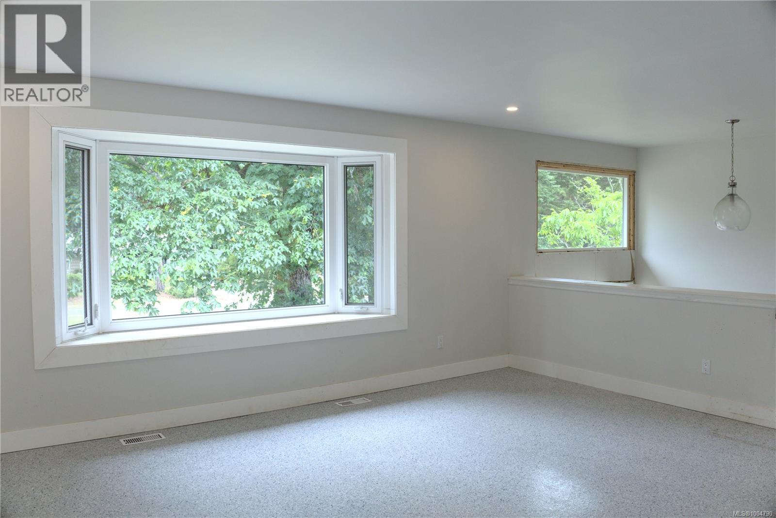 2298 Calais Rd, Duncan