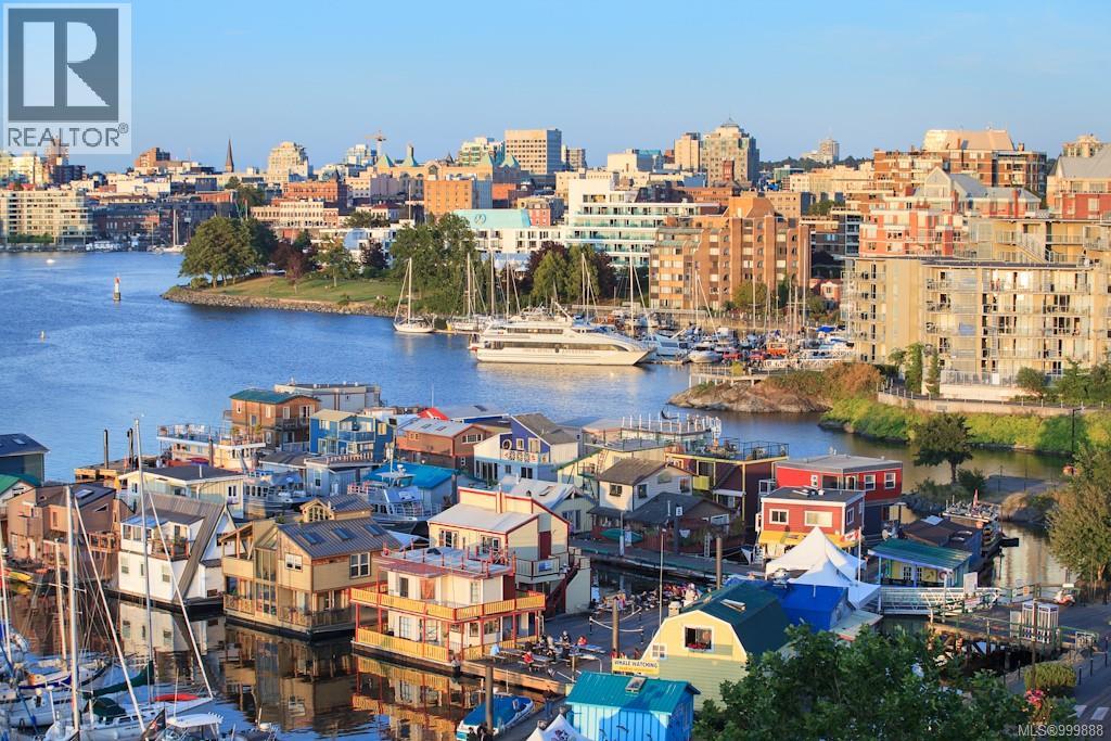 821 21 Dallas Rd, Victoria