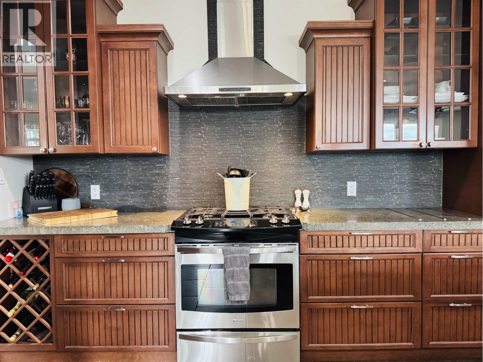 1731 MACGREGOR DRIVE - 9