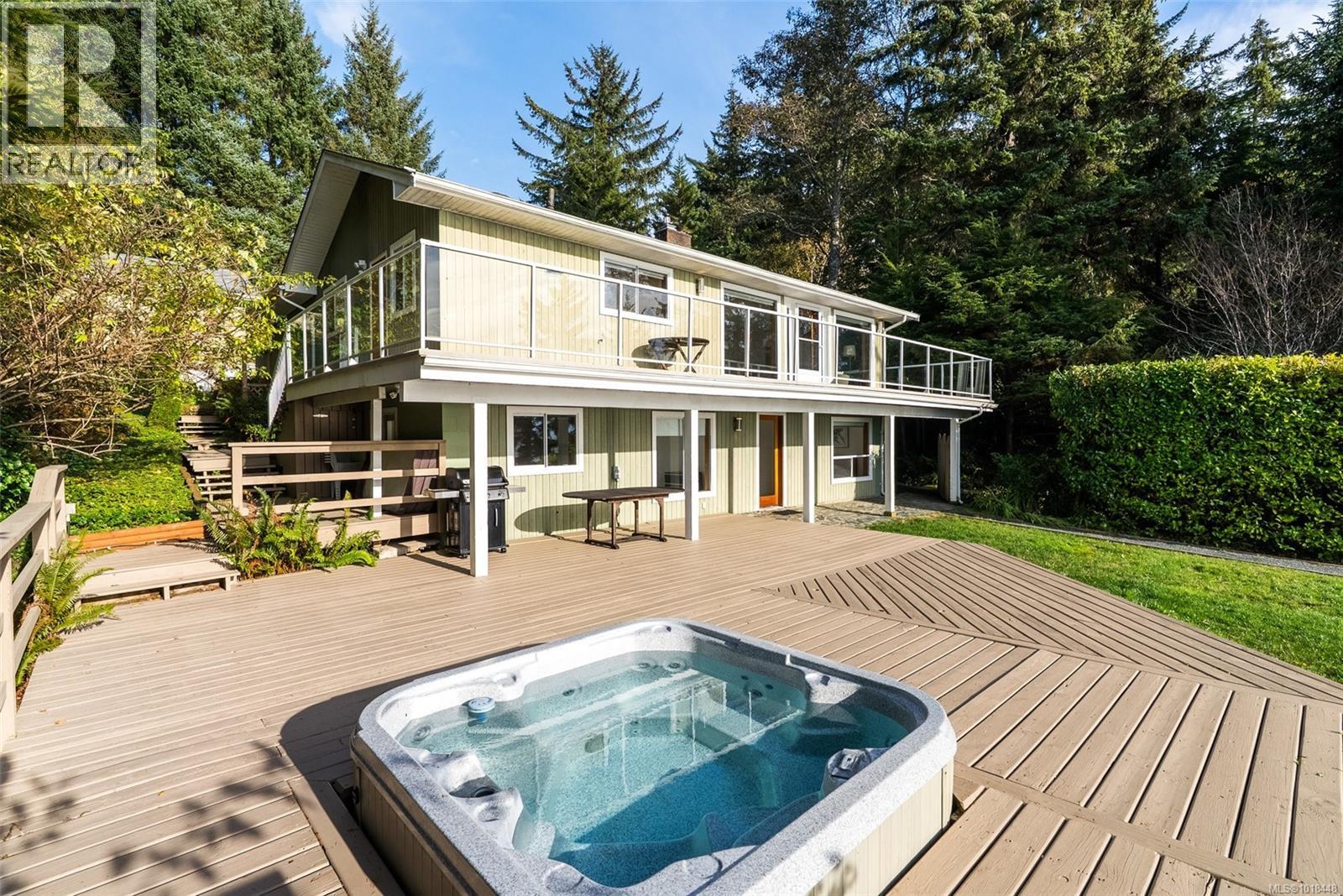  2594 Seaside Drive, Sooke