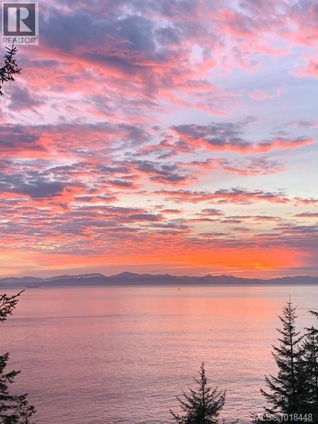  2594 Seaside Drive, Sooke