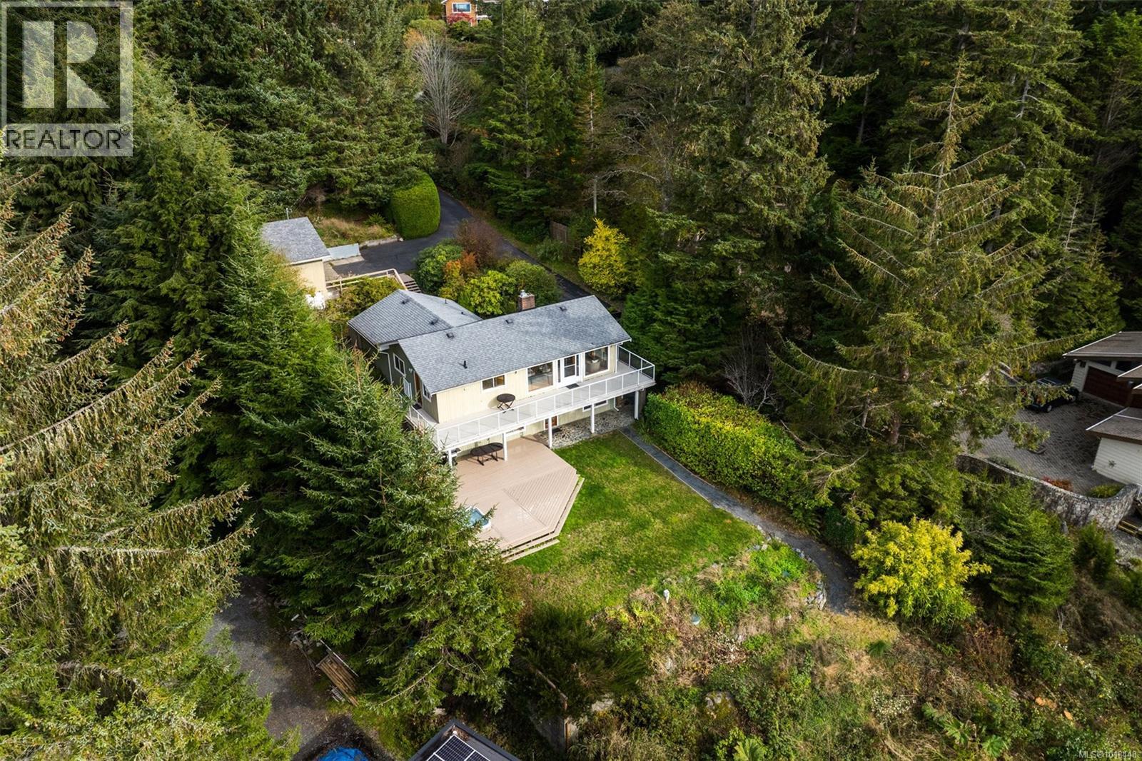  2594 Seaside Drive, Sooke