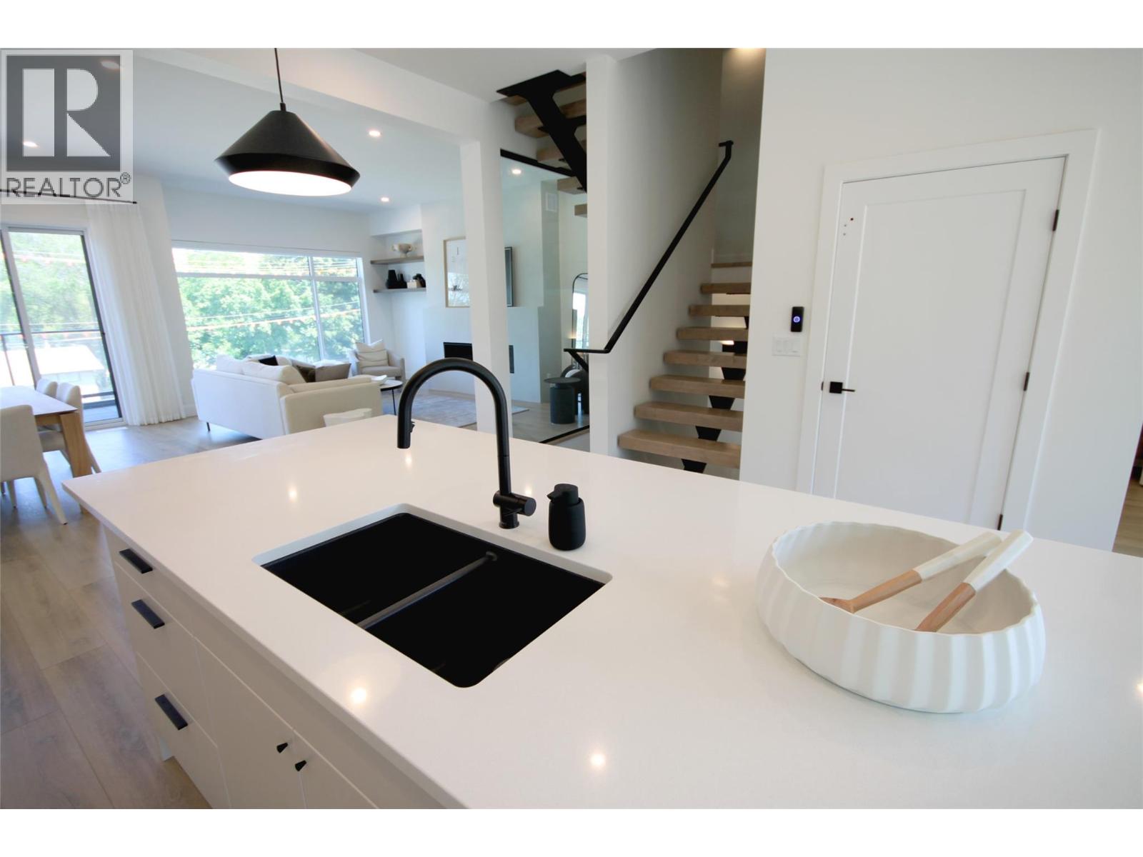 #3 7920 Kidston Road - 7