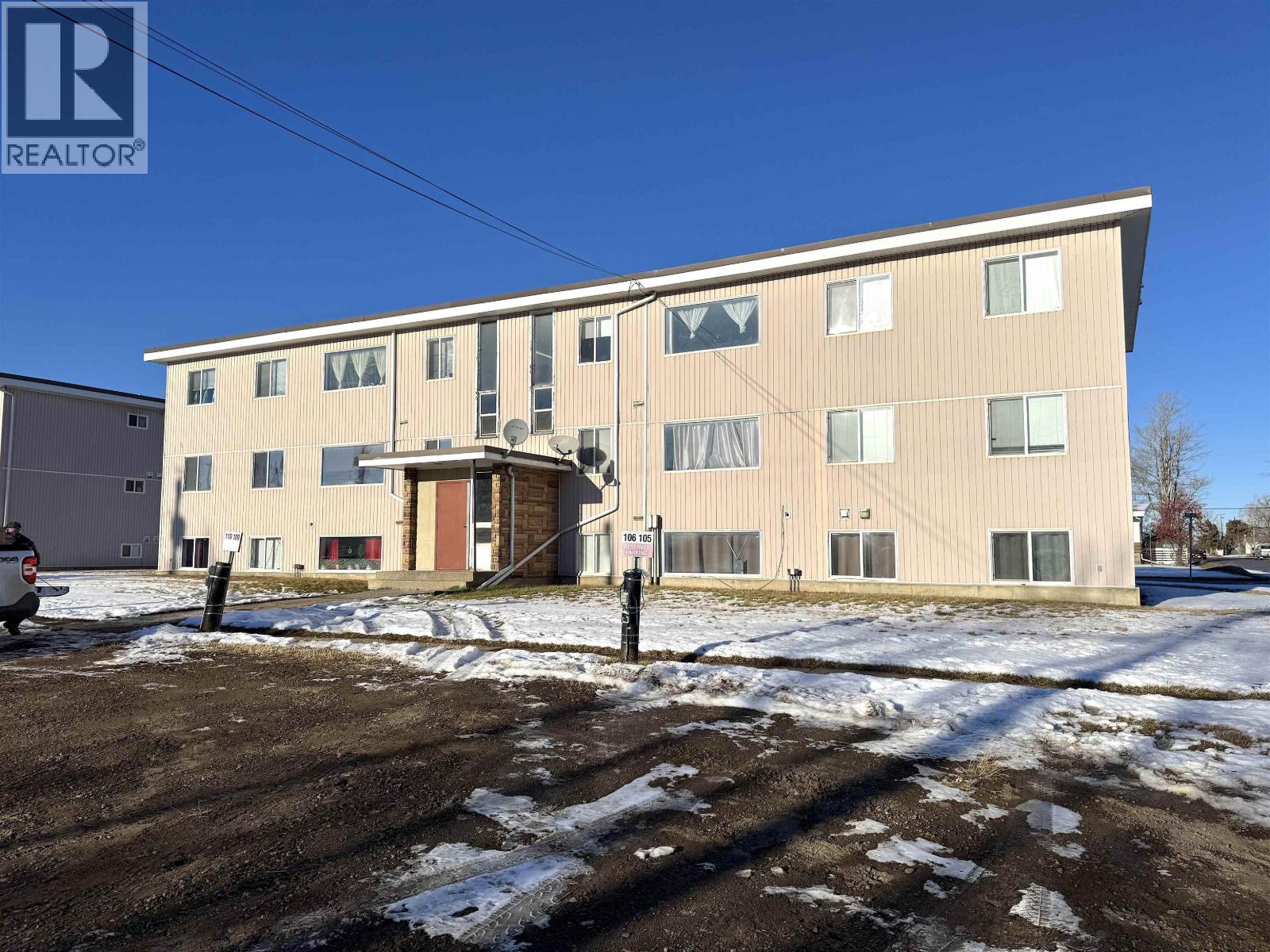 105 9807 104 AVENUE, Fort St. John