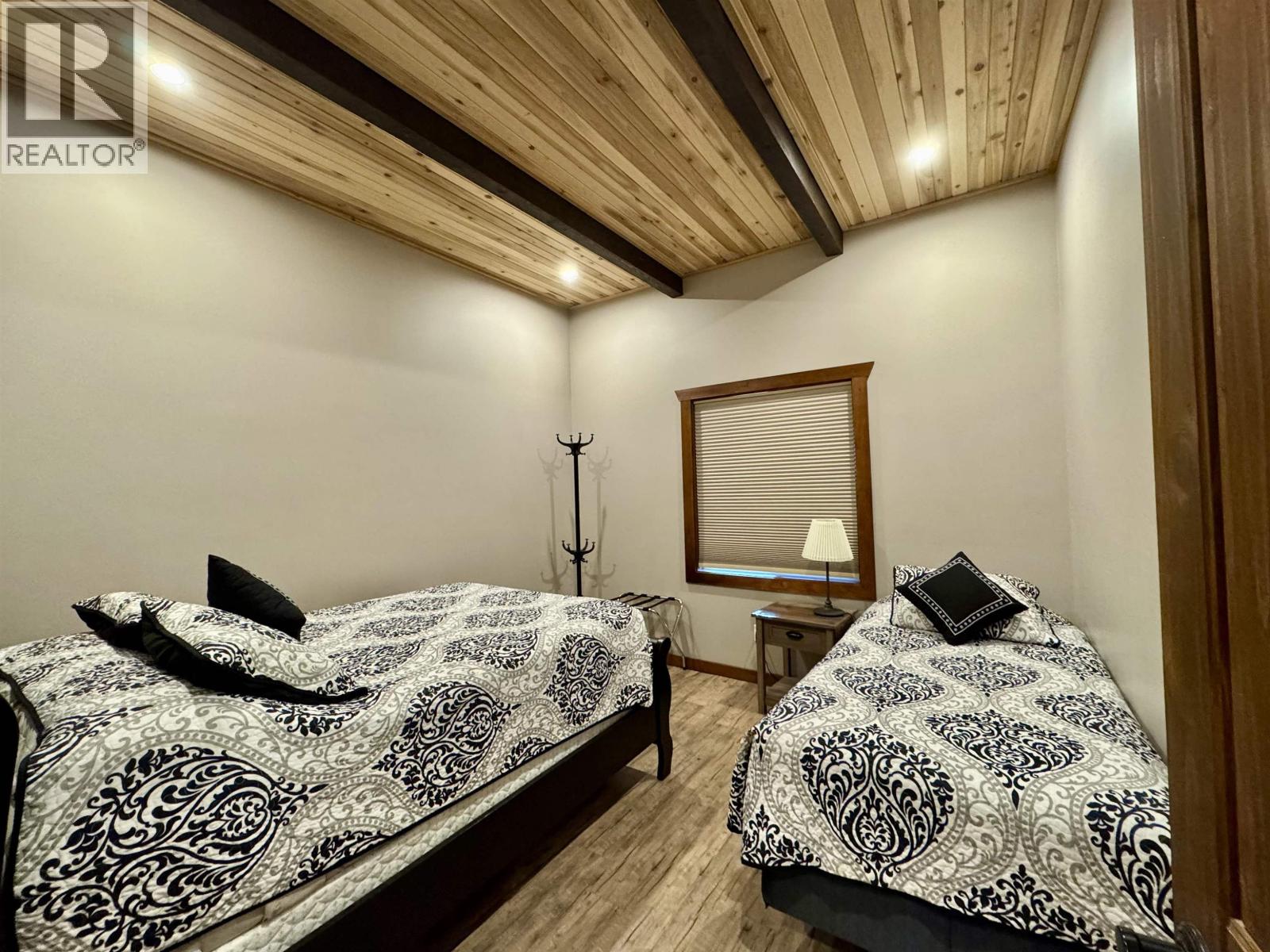 1495 KING ROAD, Valemount