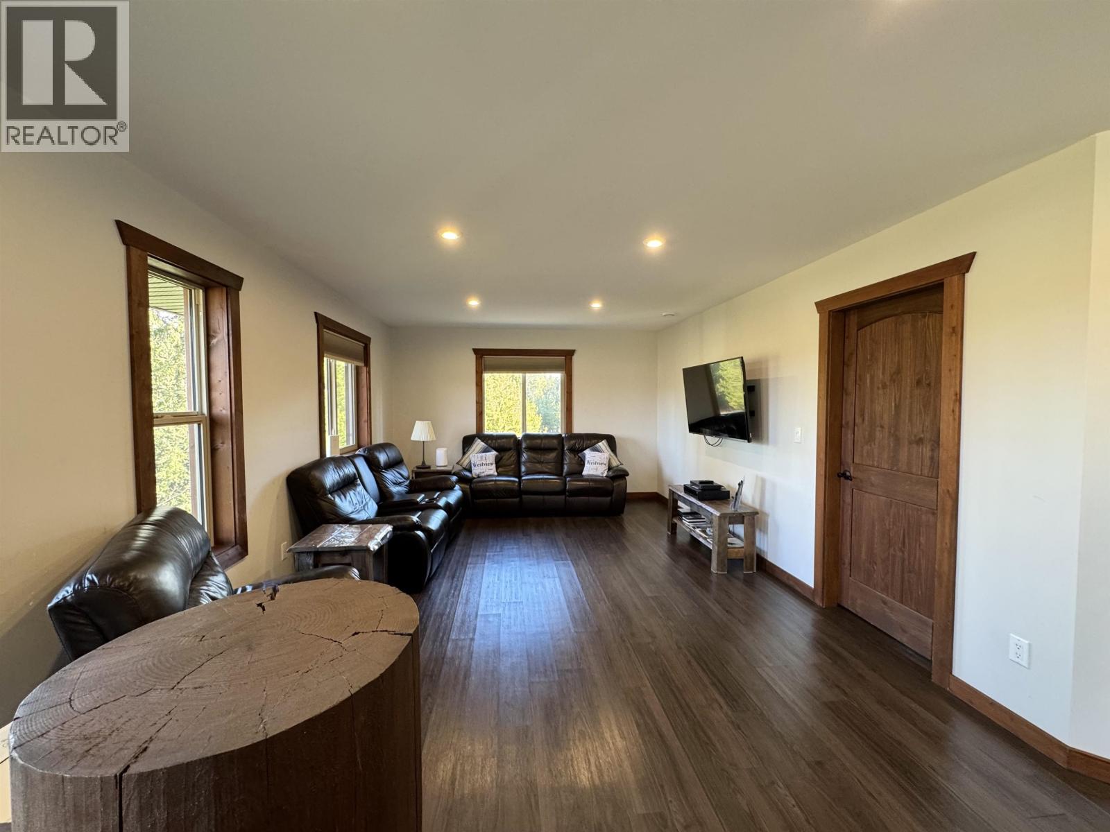 1495 KING ROAD, Valemount