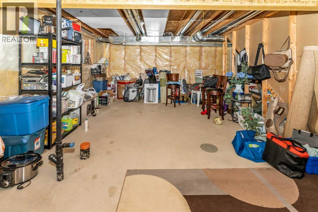 Single Family House for Sale in  Everoak Green SW Evergreen Calgary 