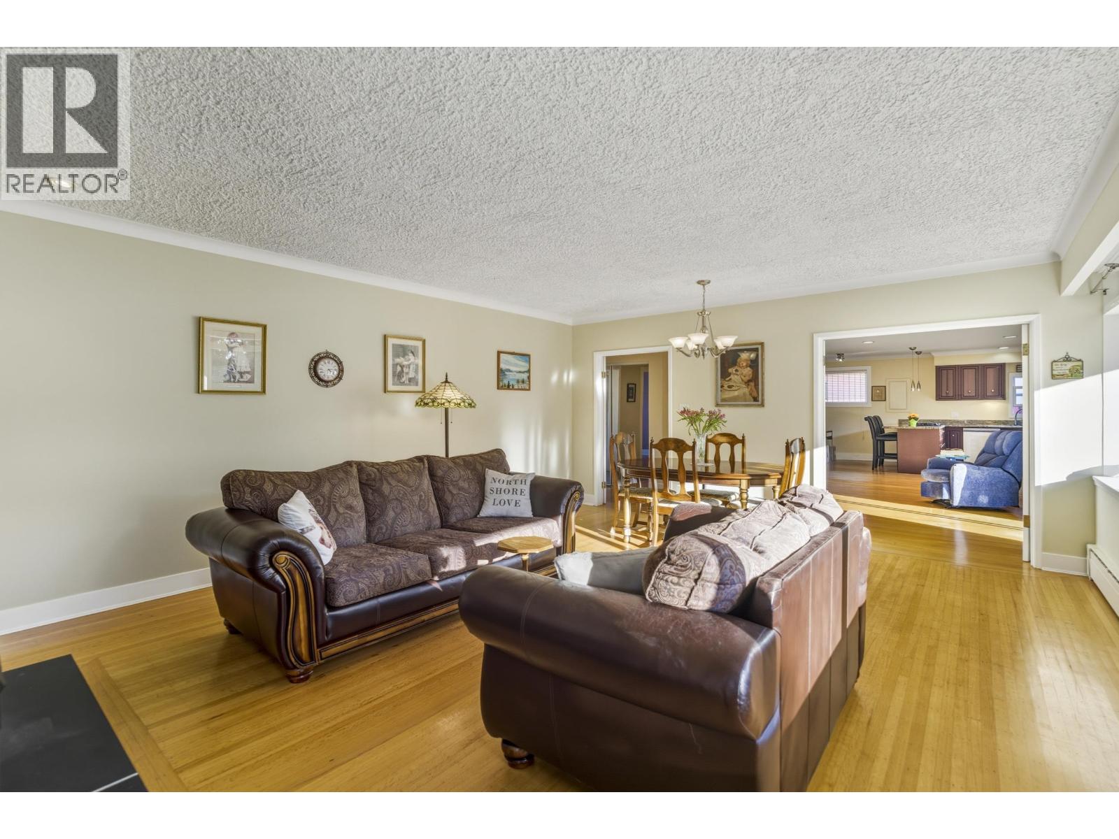 715 KILKEEL PLACE, North Vancouver