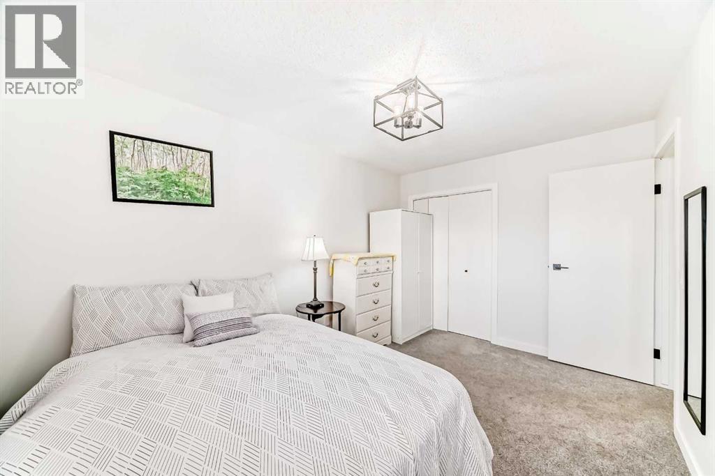 Single Family House for Sale in  Penedo Way SE Penbrooke Meadows Calgary 