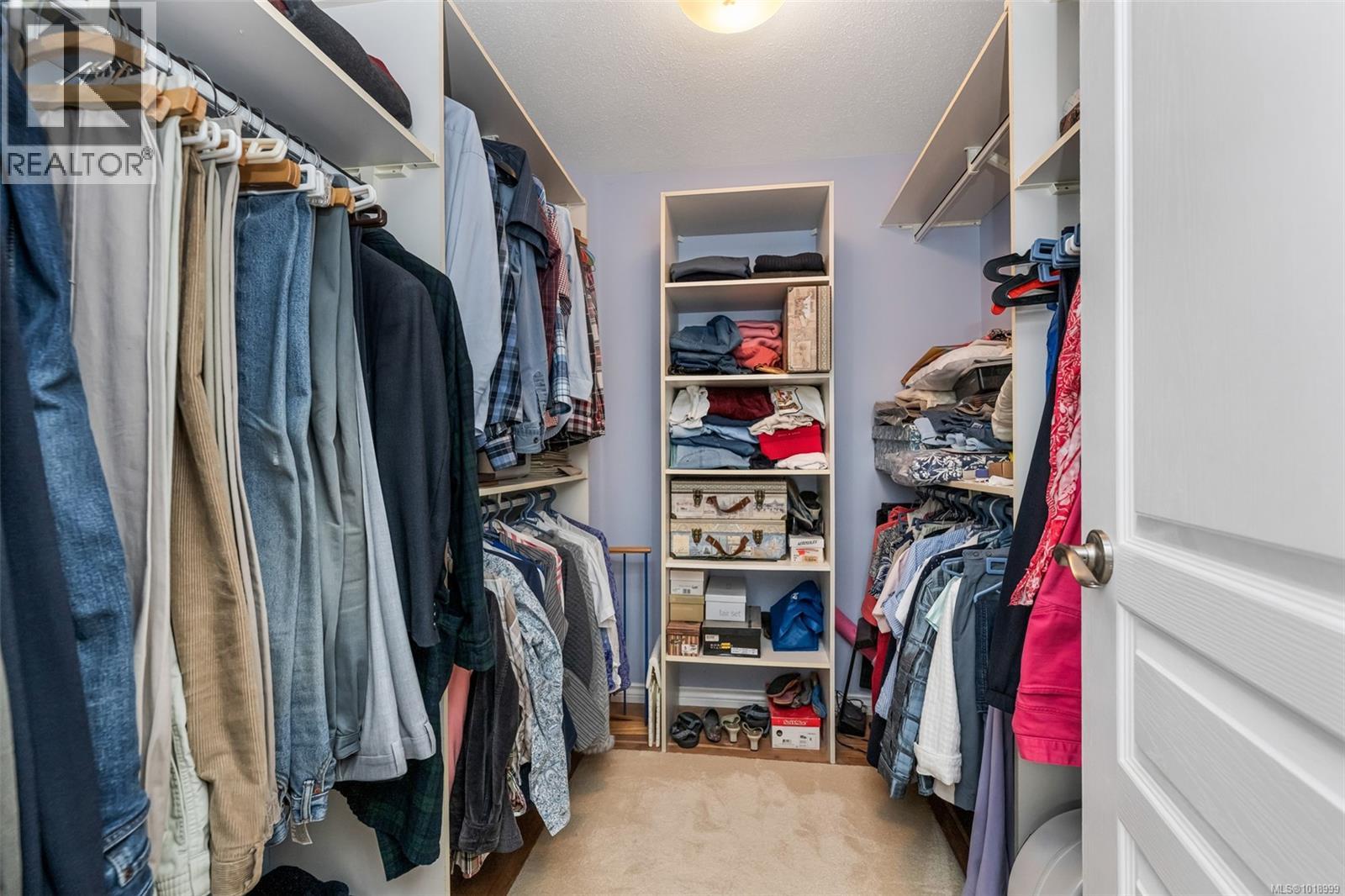 29 520 Marsett Place, Saanich