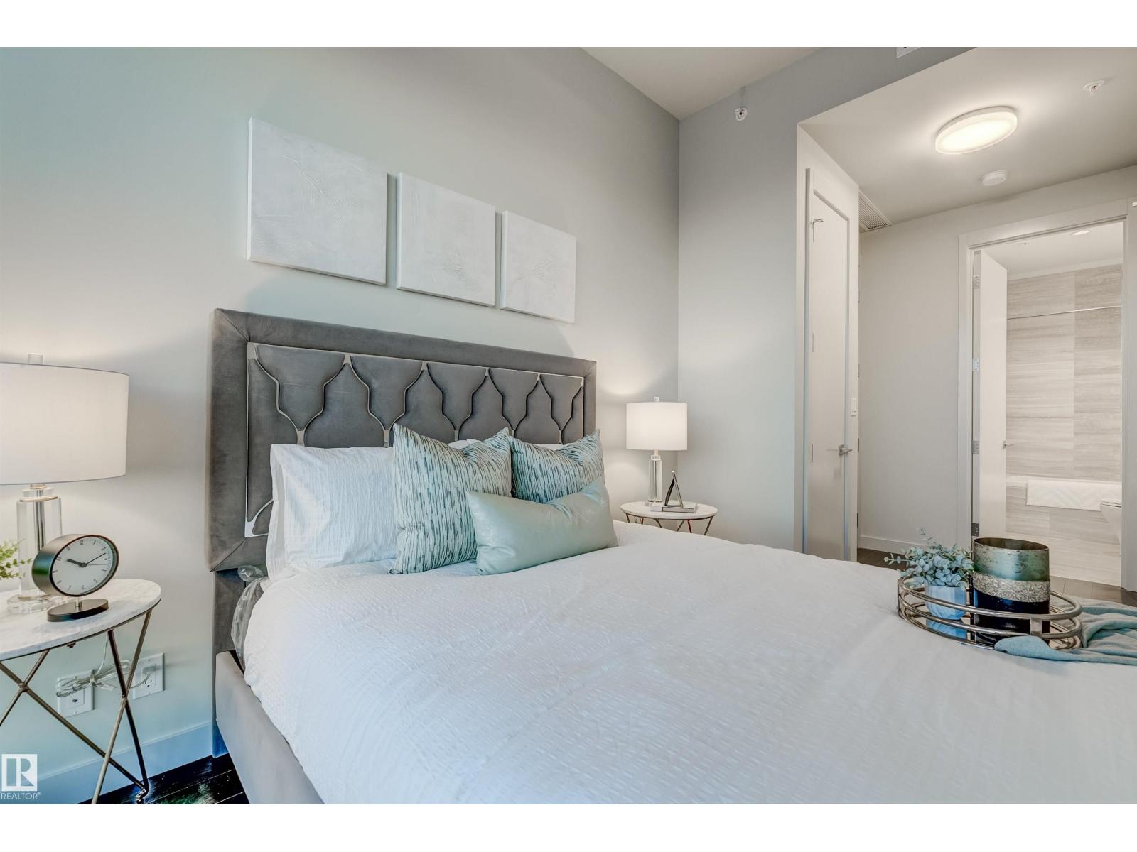 #4501 10360 102 ST NW - 37
