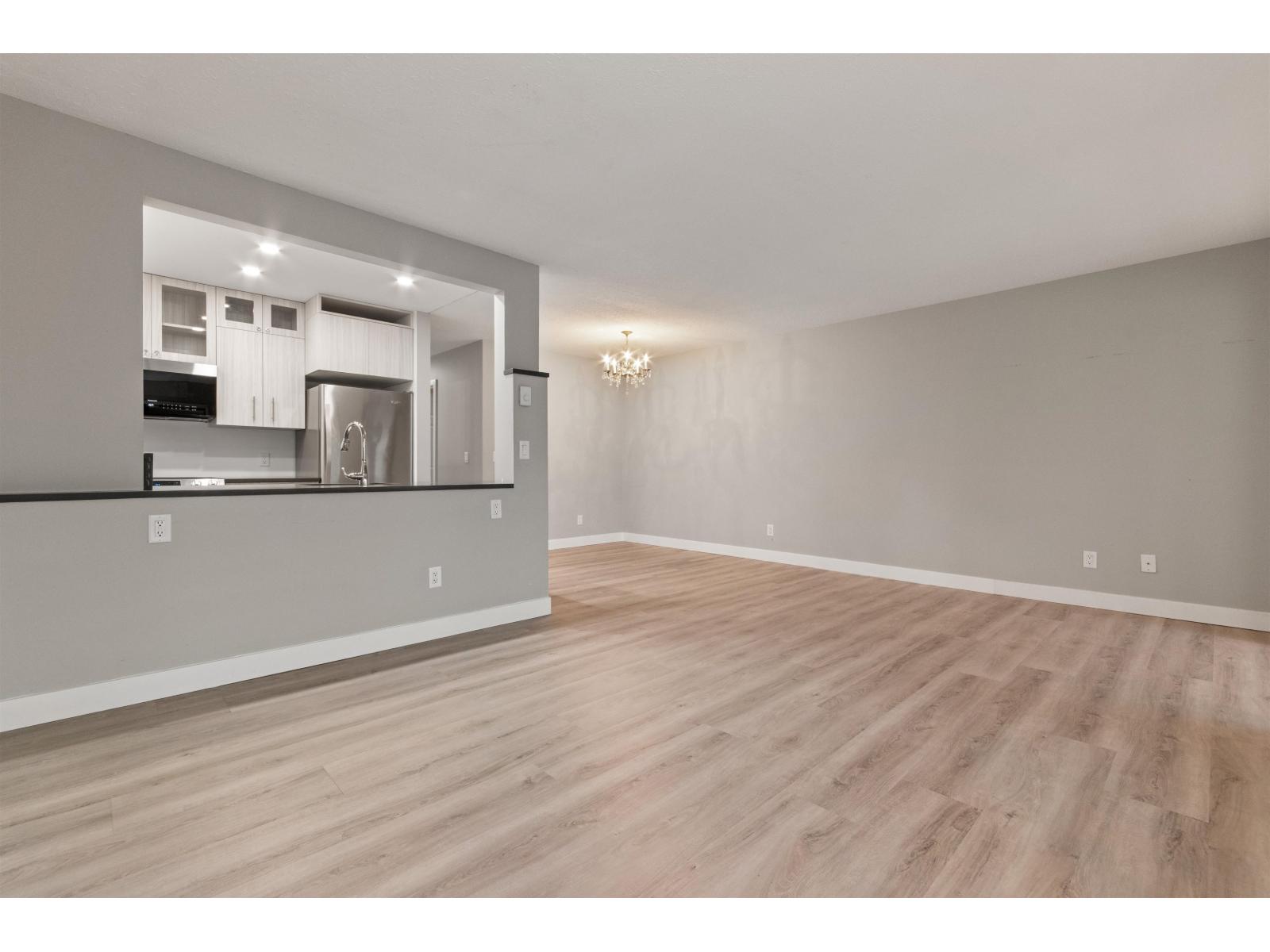 205 160 LILLOOET AVENUE, Harrison Hot Springs, Harrison Hot Springs