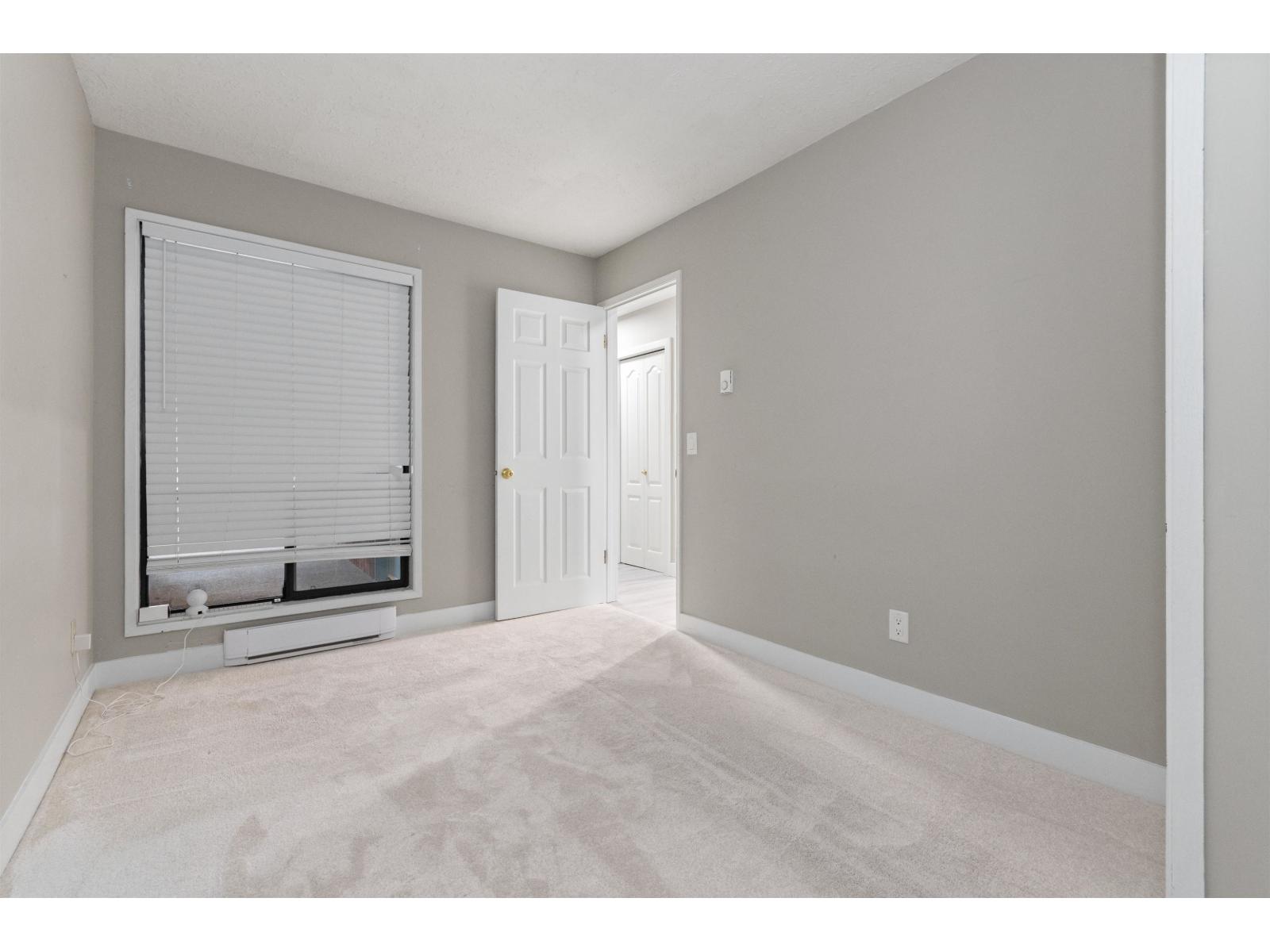 205 160 LILLOOET AVENUE, Harrison Hot Springs, Harrison Hot Springs