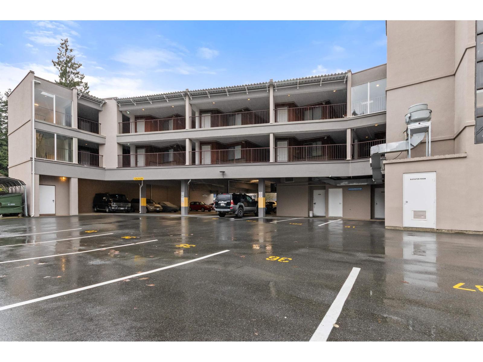 205 160 LILLOOET AVENUE, Harrison Hot Springs, Harrison Hot Springs