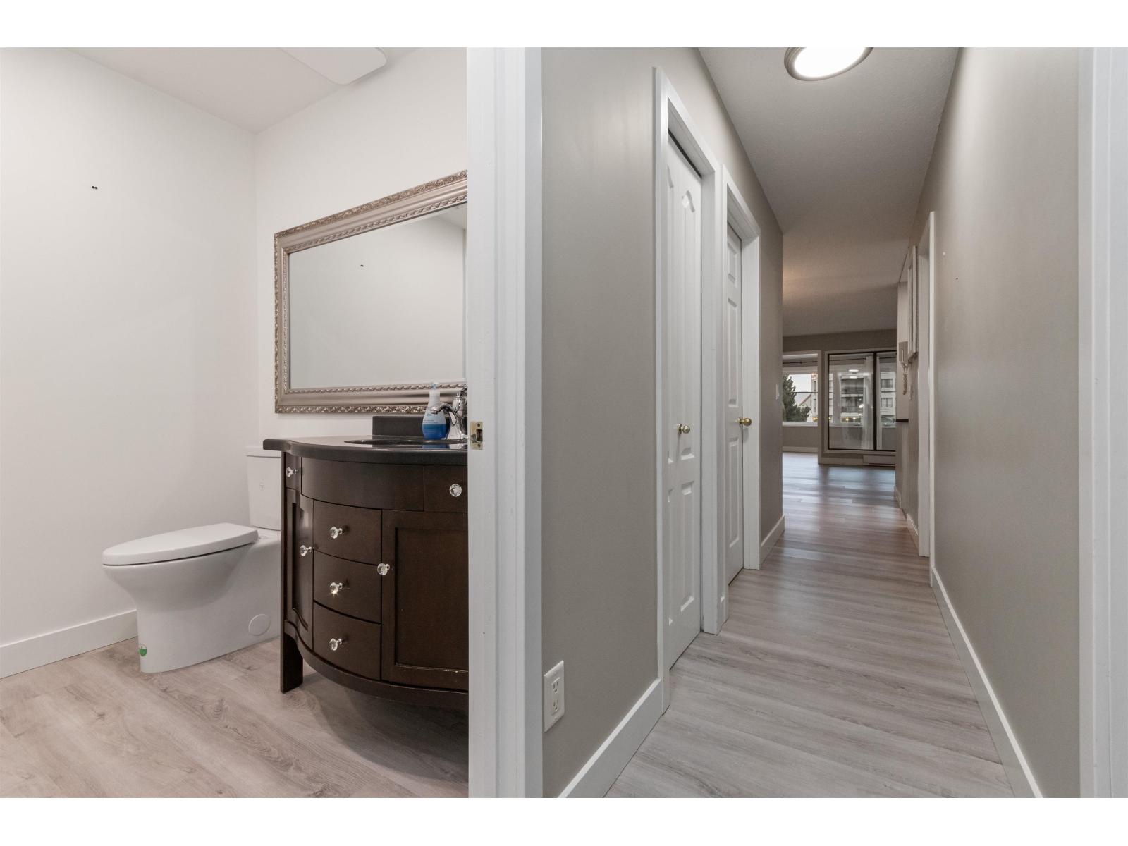 205 160 LILLOOET AVENUE, Harrison Hot Springs, Harrison Hot Springs