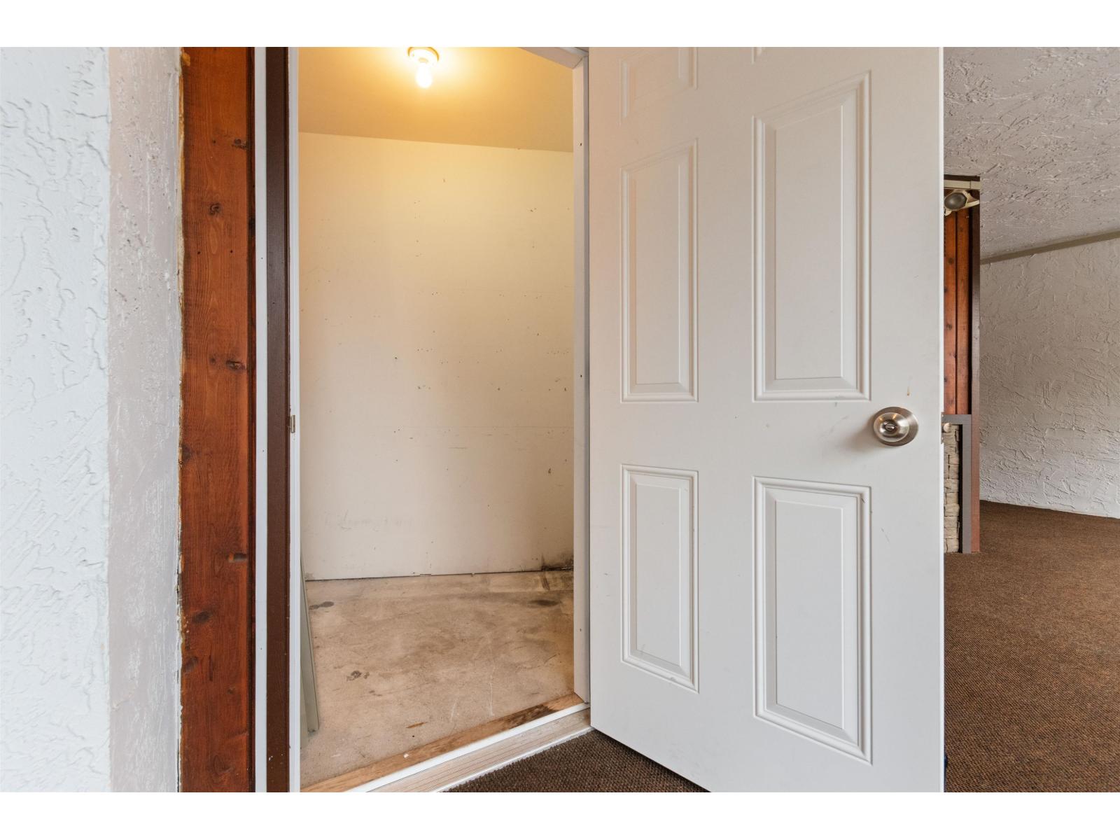 205 160 LILLOOET AVENUE, Harrison Hot Springs, Harrison Hot Springs