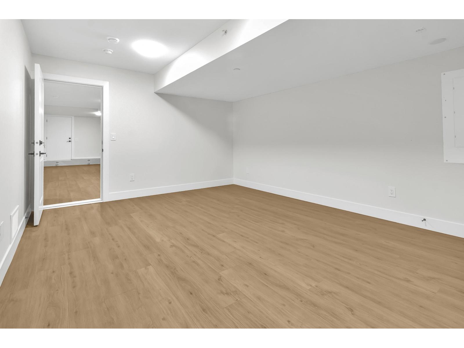 B 32729 FRASER CRESCENT, Mission