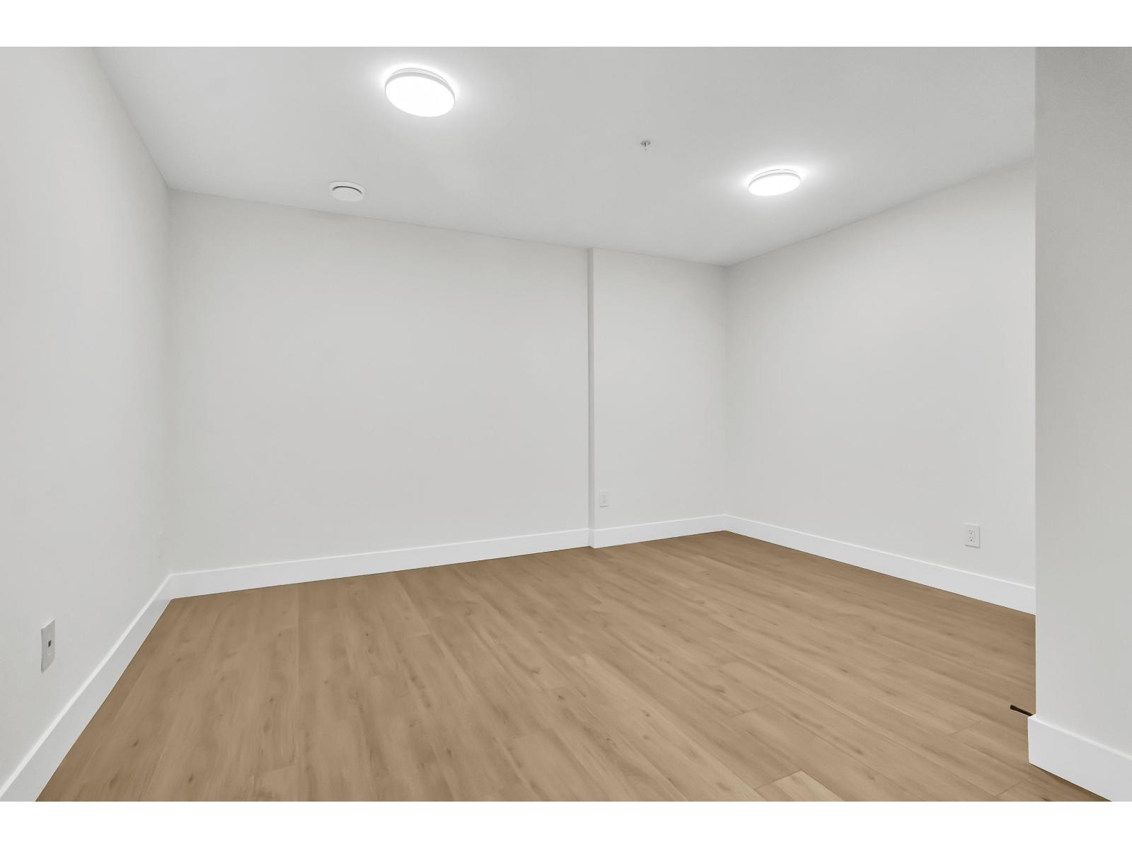 B 32729 FRASER CRESCENT, Mission