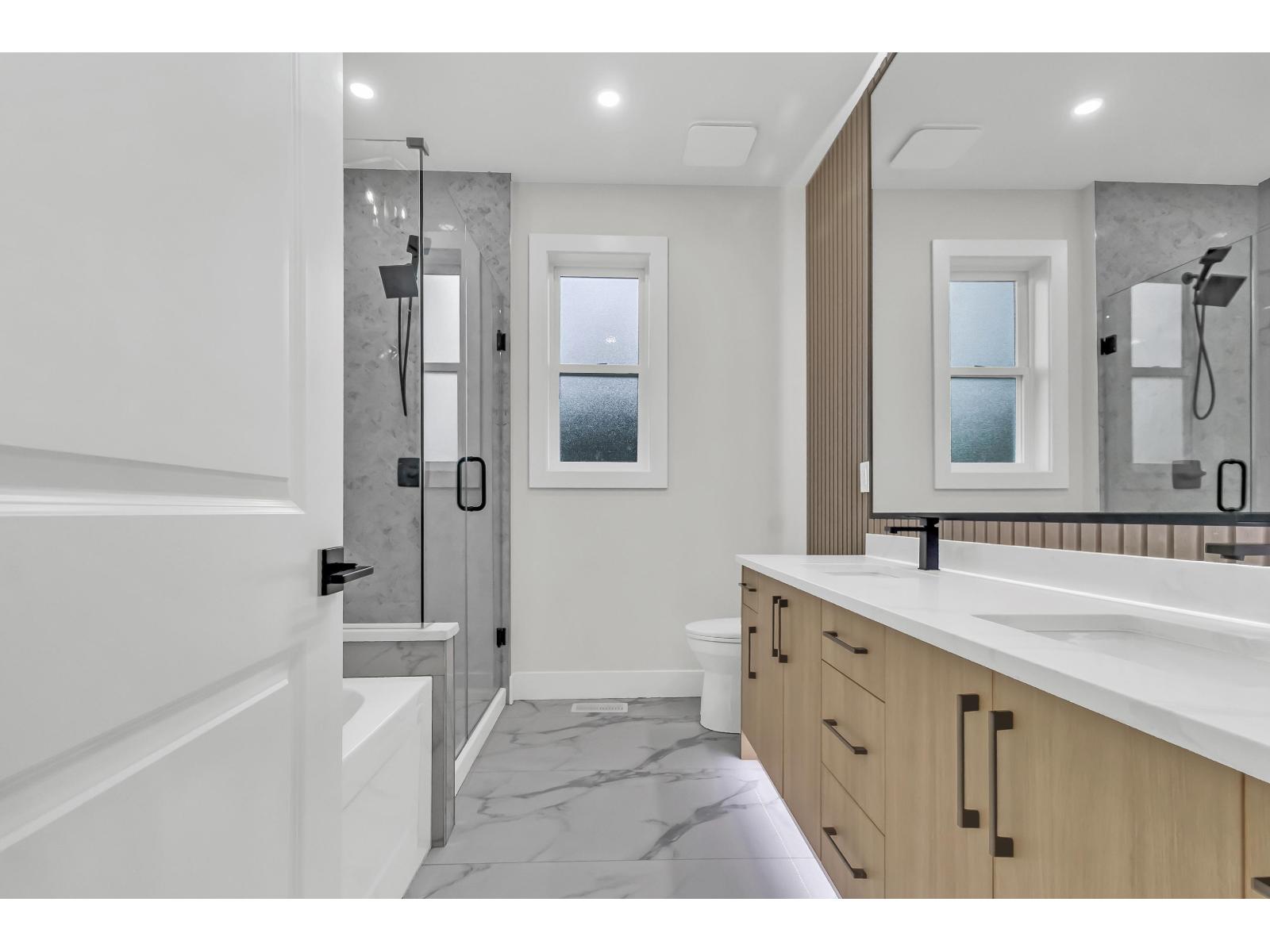 B 32729 FRASER CRESCENT, Mission