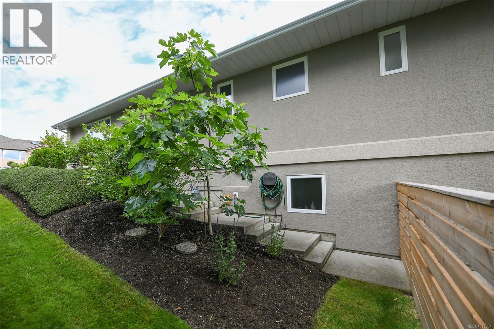 1547 Trumpeter Cres, Courtenay