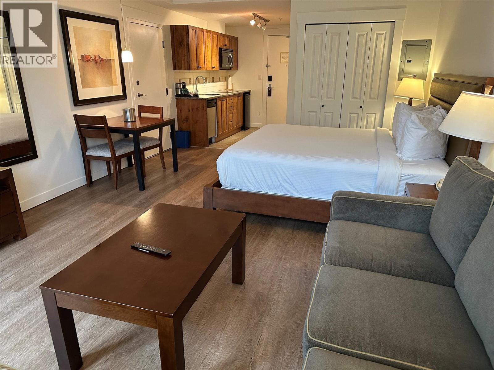 4200 LAKESHORE Drive Unit# 108, Osoyoos