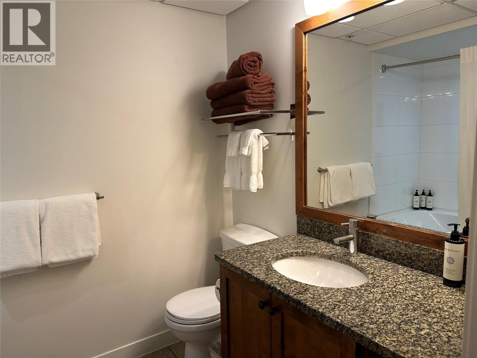 4200 LAKESHORE Drive Unit# 108, Osoyoos