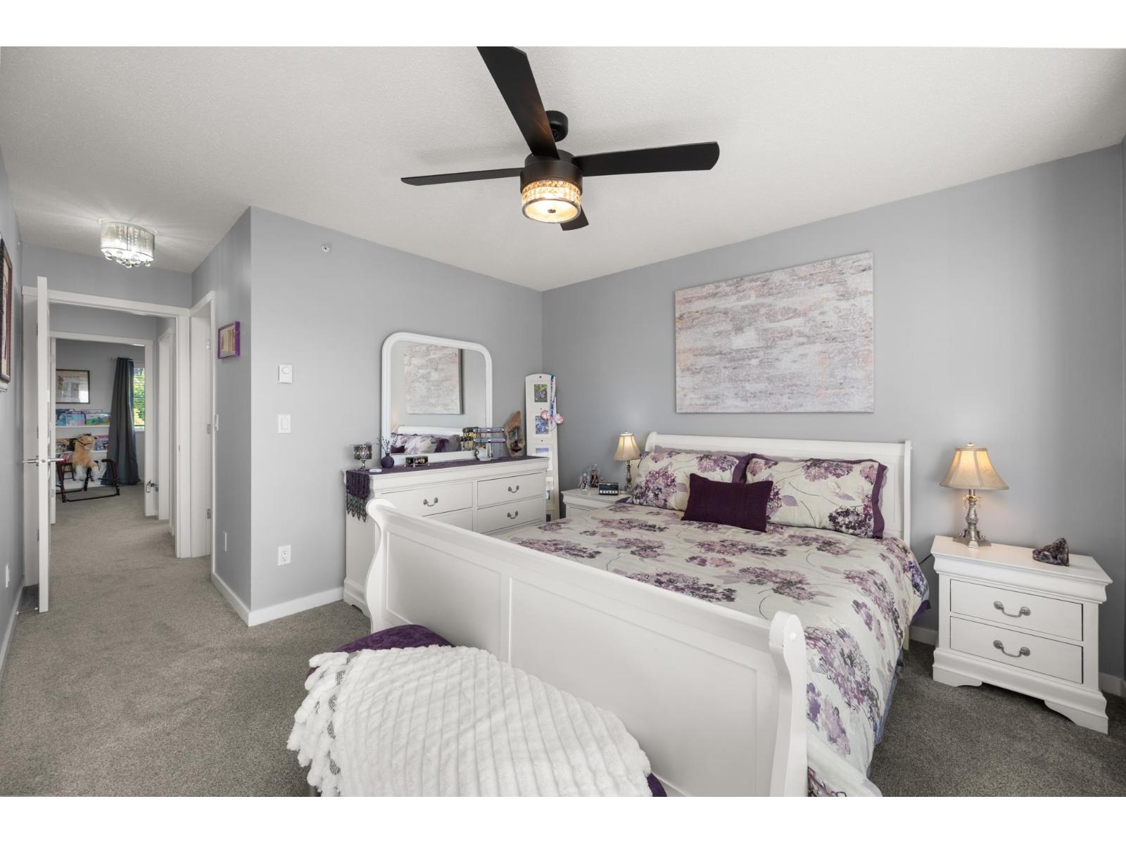 93 20460 66 AVENUE, Langley