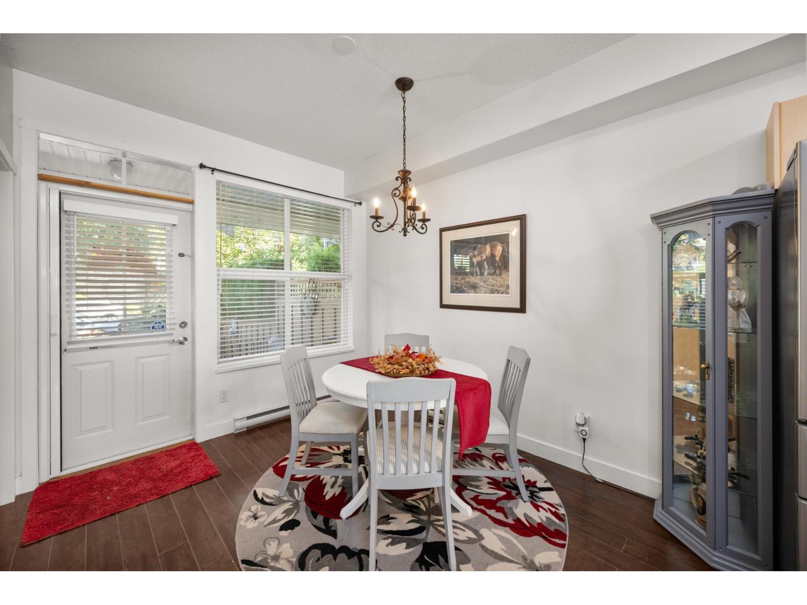 93 20460 66 AVENUE, Langley