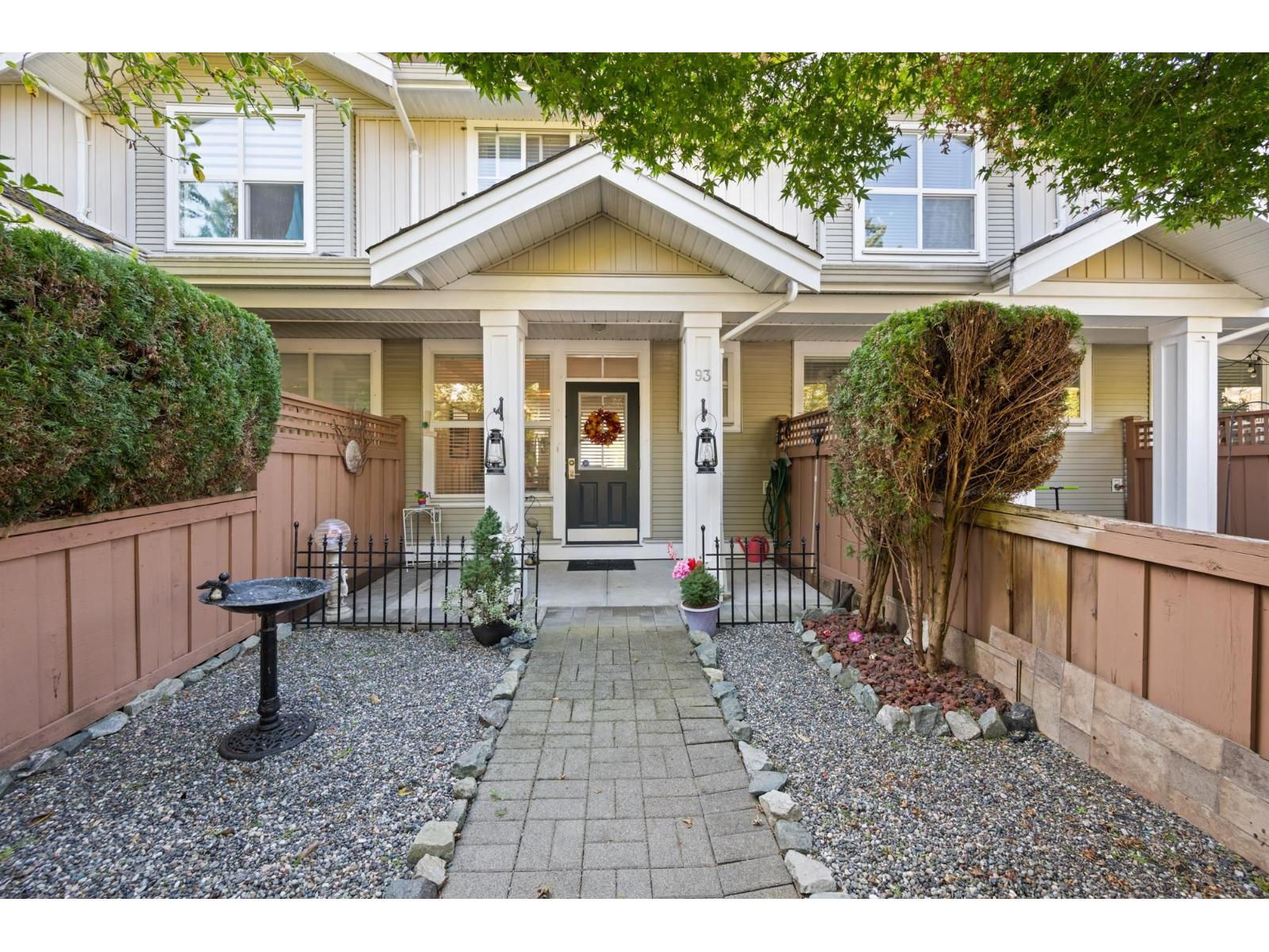 93 20460 66 AVENUE, Langley