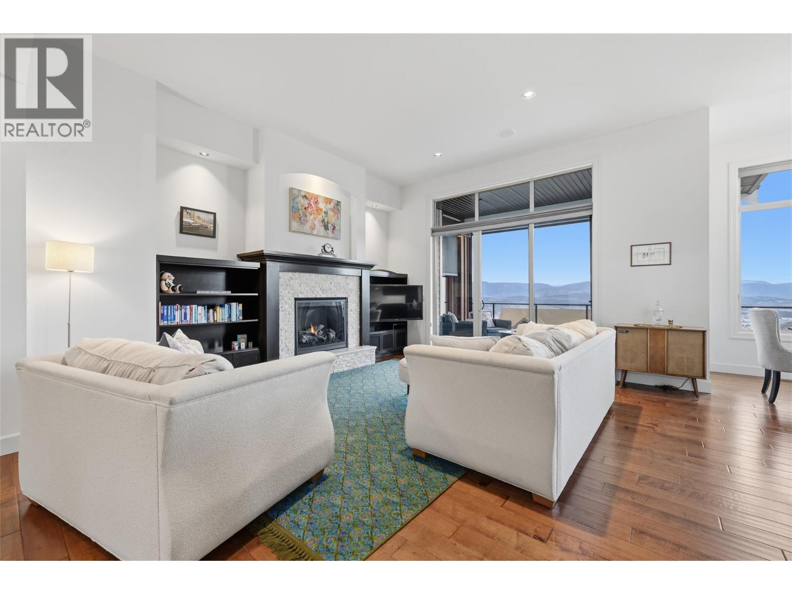  394 Prestwick Lane, Kelowna