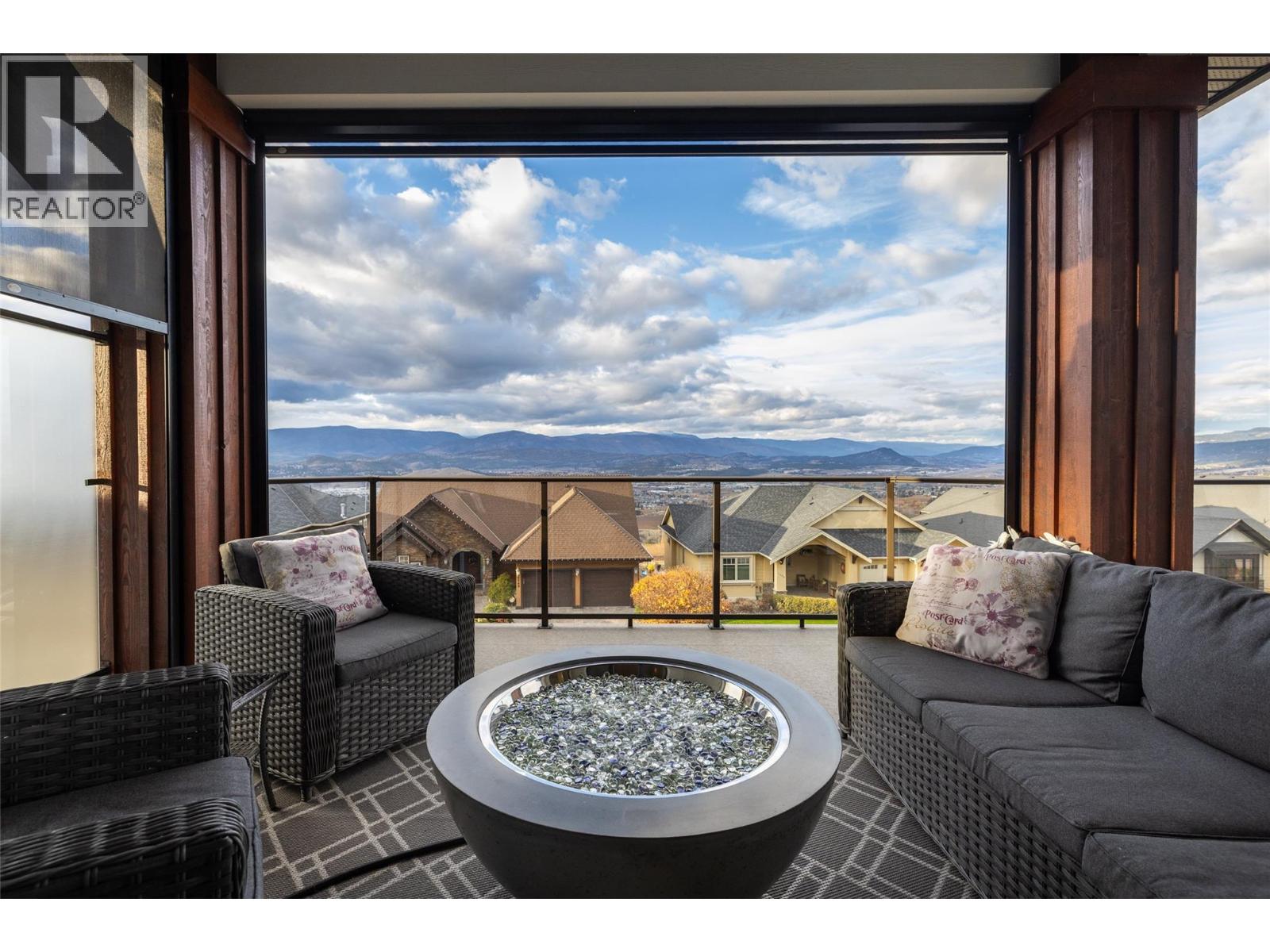  394 Prestwick Lane, Kelowna