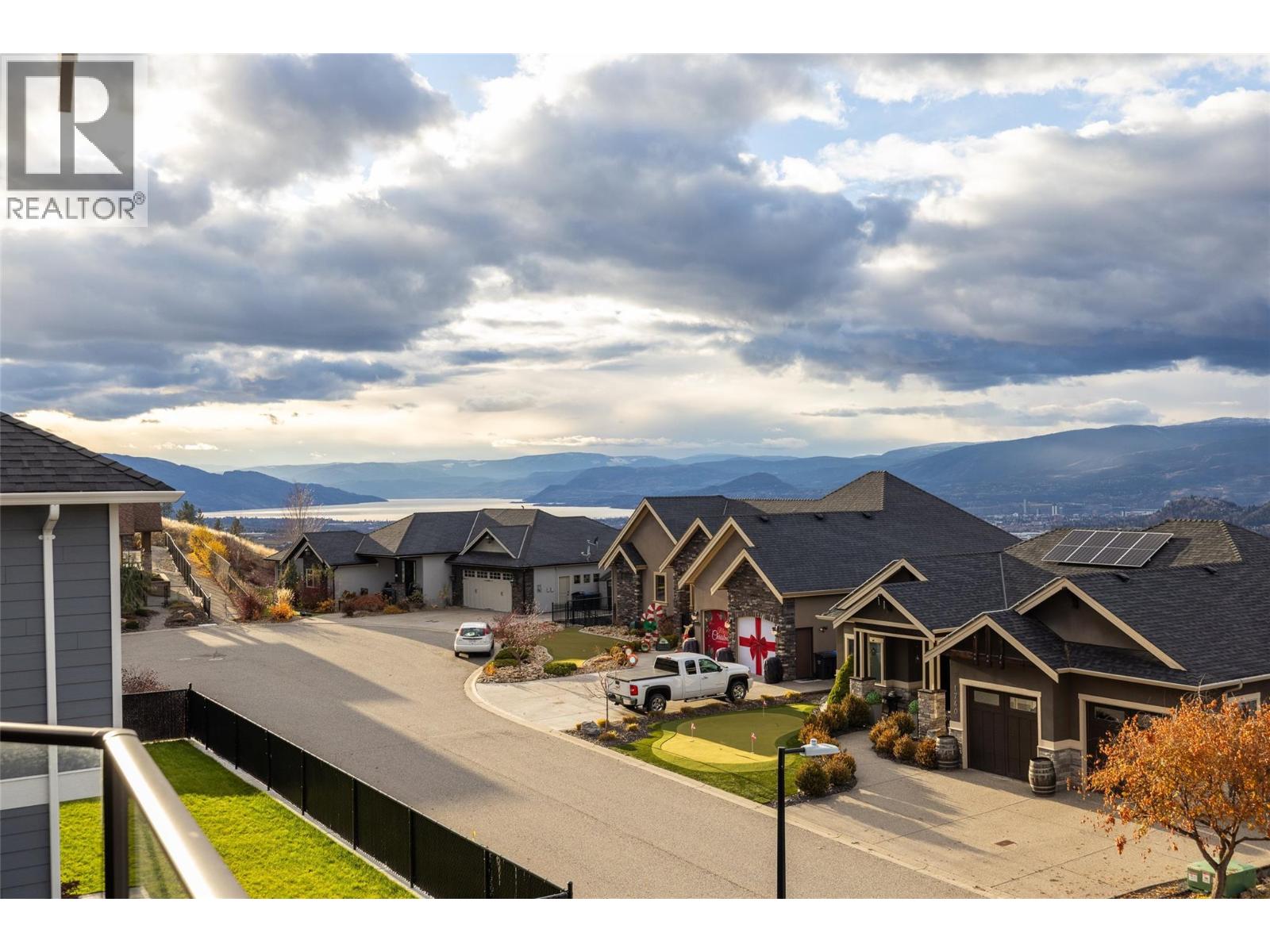  394 Prestwick Lane, Kelowna