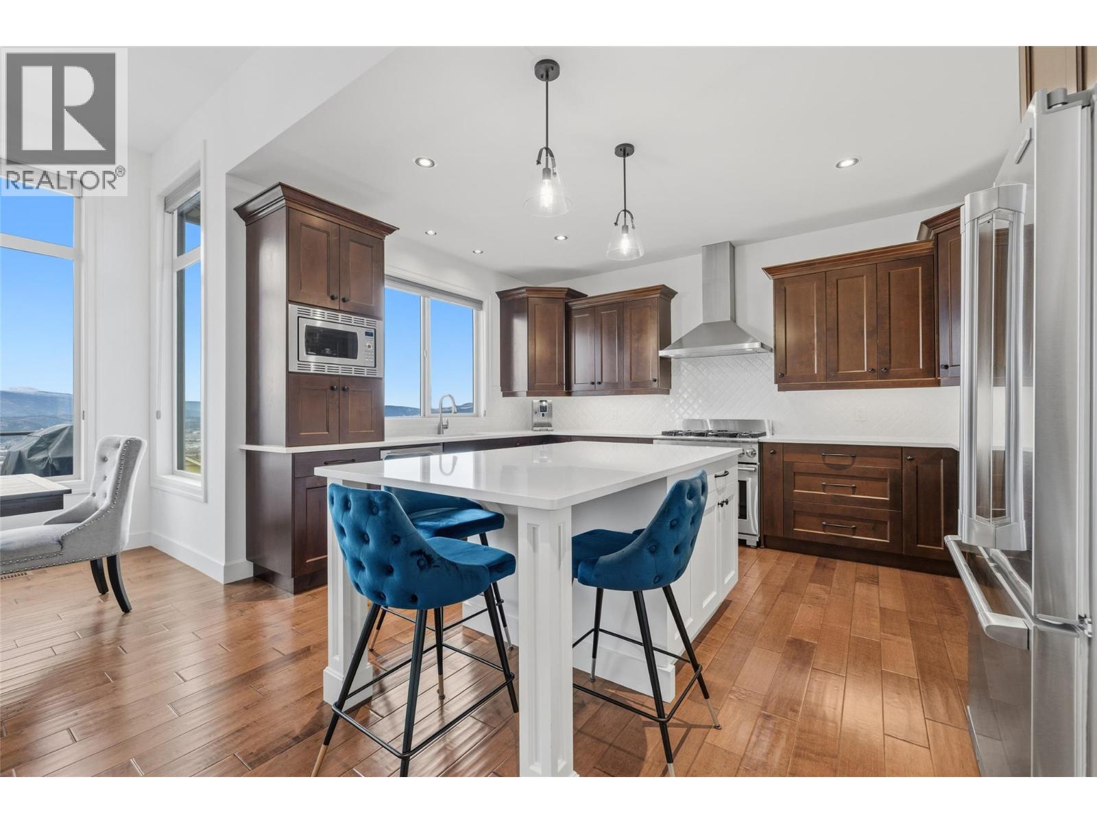  394 Prestwick Lane, Kelowna