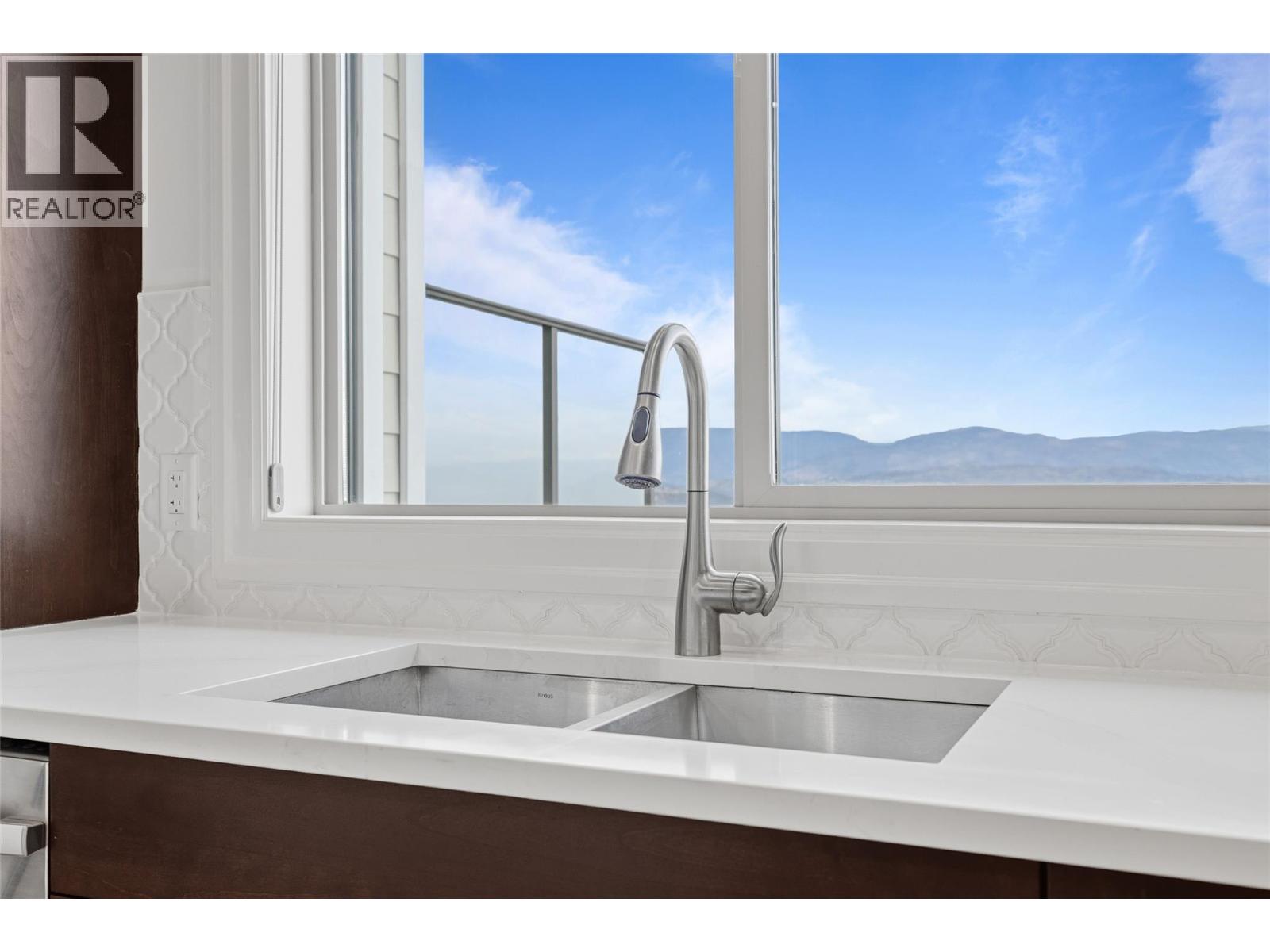  394 Prestwick Lane, Kelowna