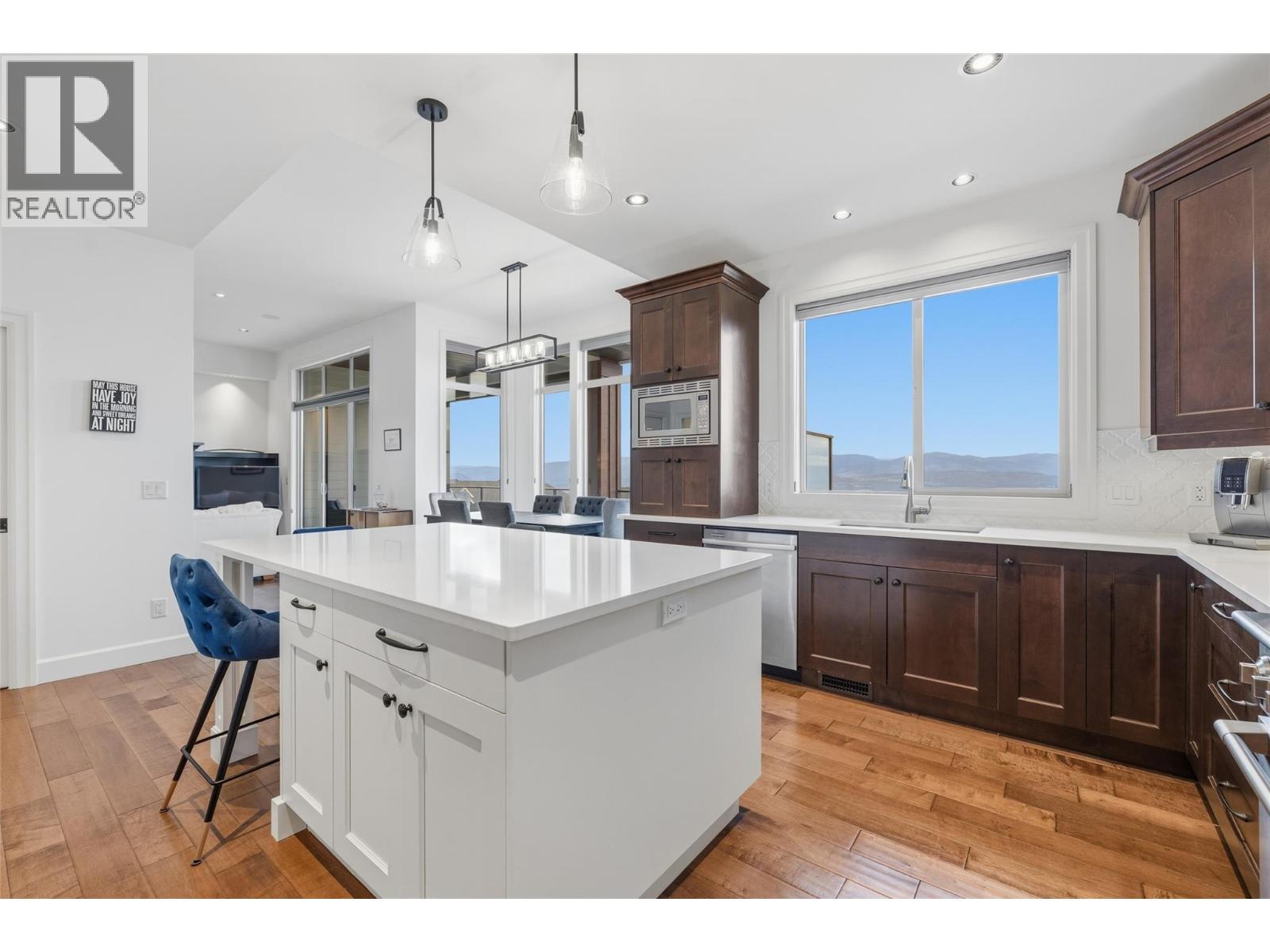  394 Prestwick Lane, Kelowna