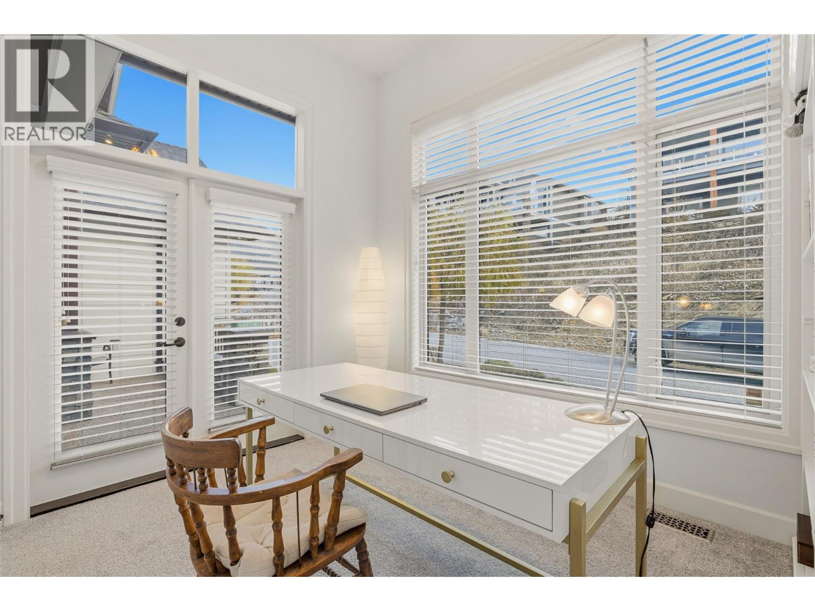  394 Prestwick Lane, Kelowna