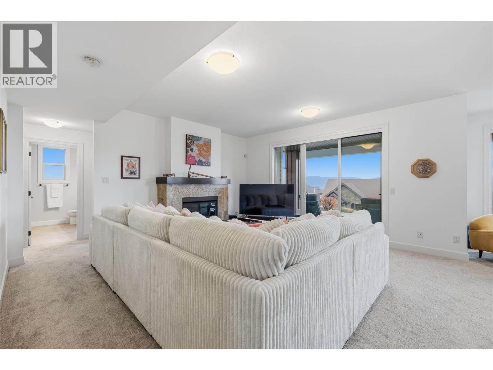  394 Prestwick Lane, Kelowna