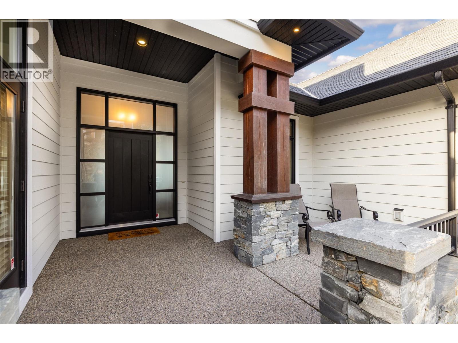  394 Prestwick Lane, Kelowna