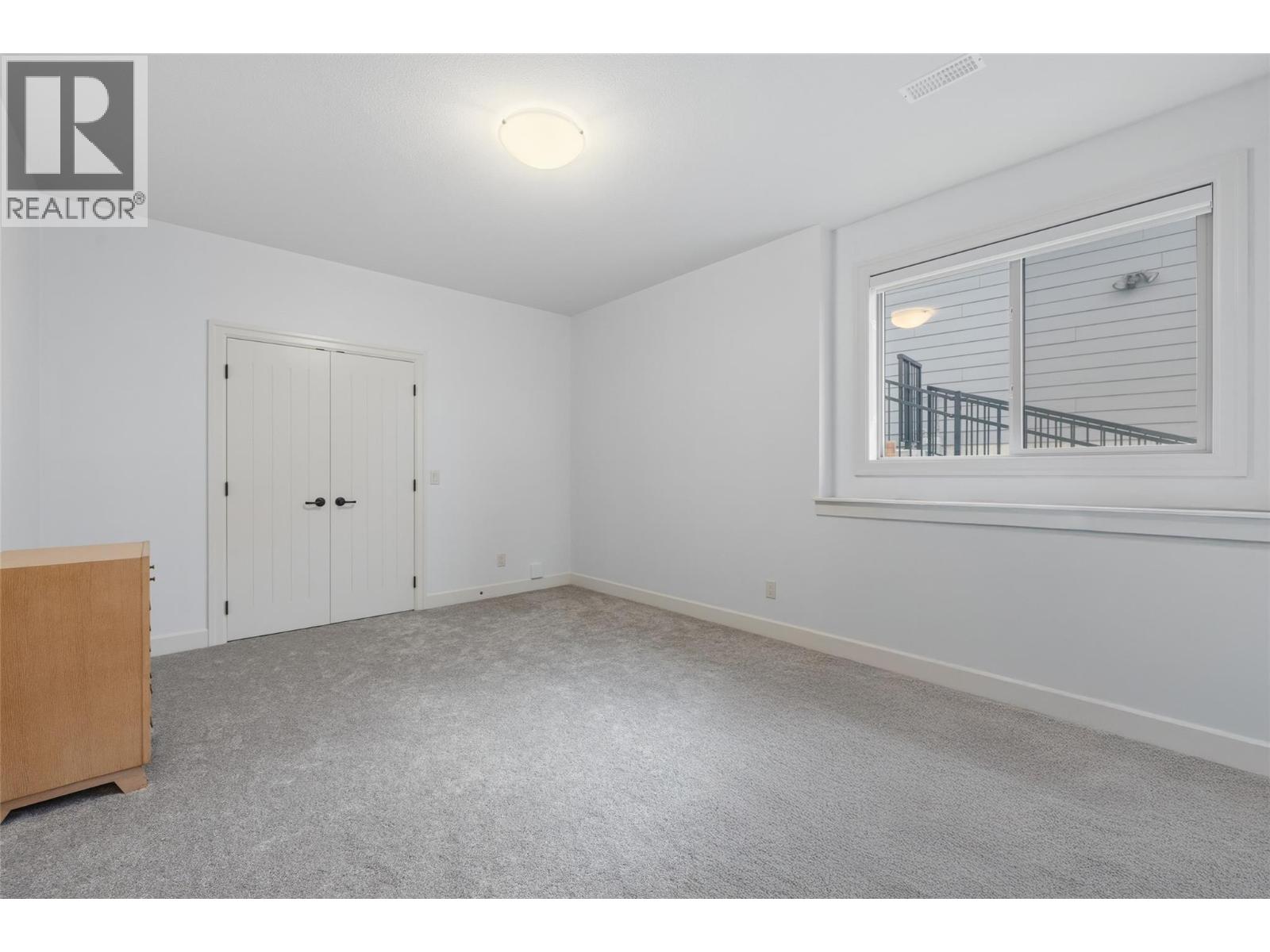  394 Prestwick Lane, Kelowna