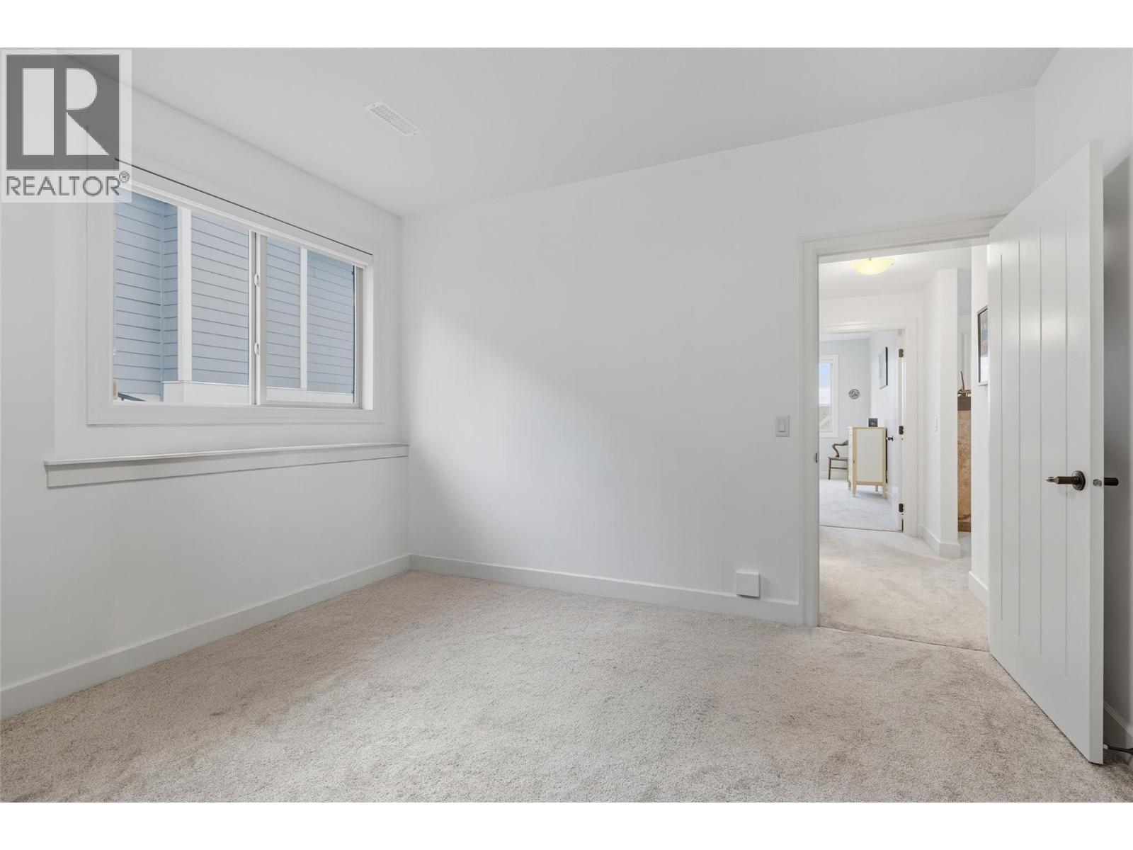  394 Prestwick Lane, Kelowna