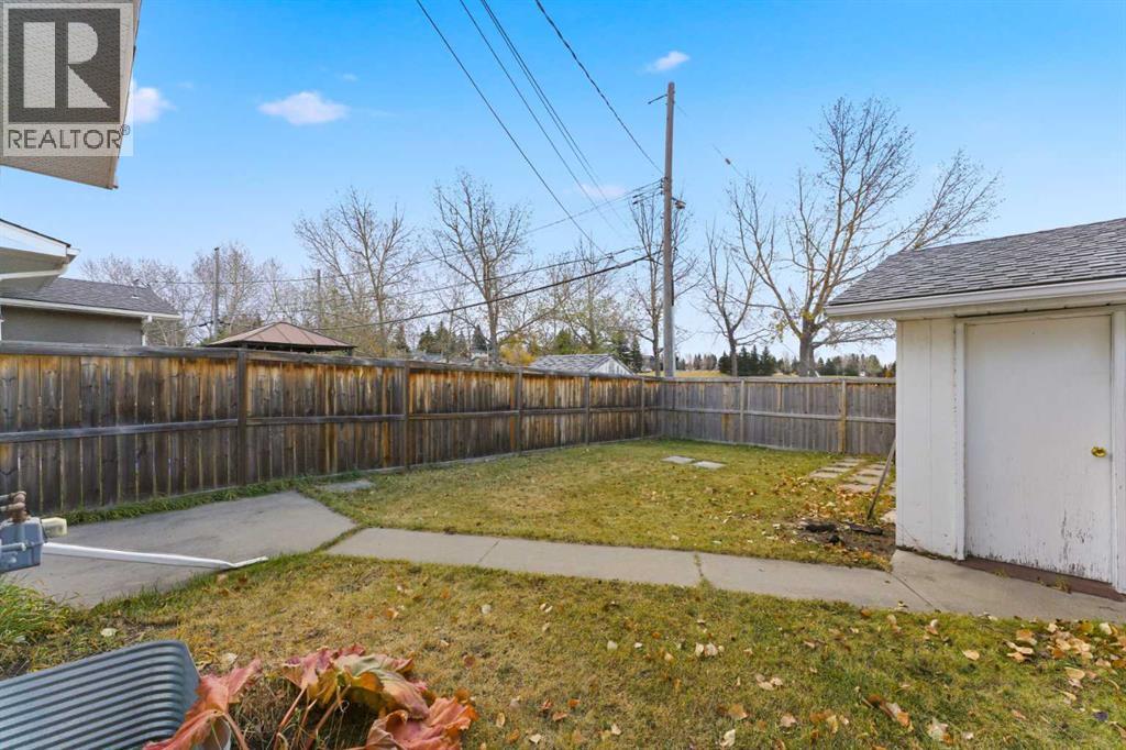 Single Family House Bungalow for Sale in   Avenue SW Glamorgan Calgary 