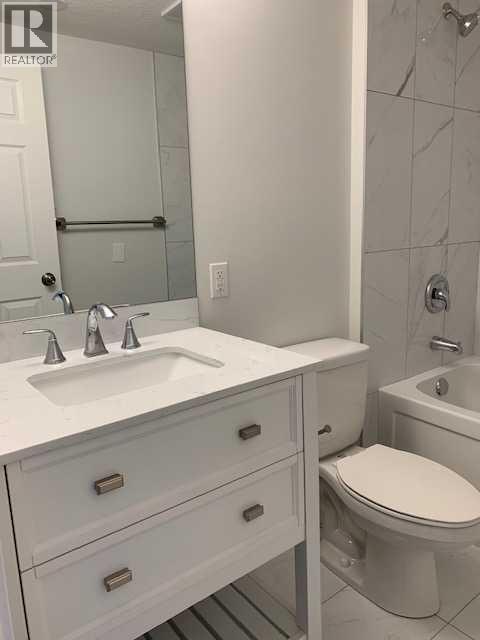 Single Family House Bungalow for Sale in   Avenue SW Glamorgan Calgary 